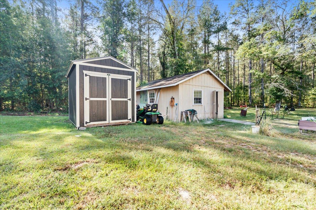 main property photo 36