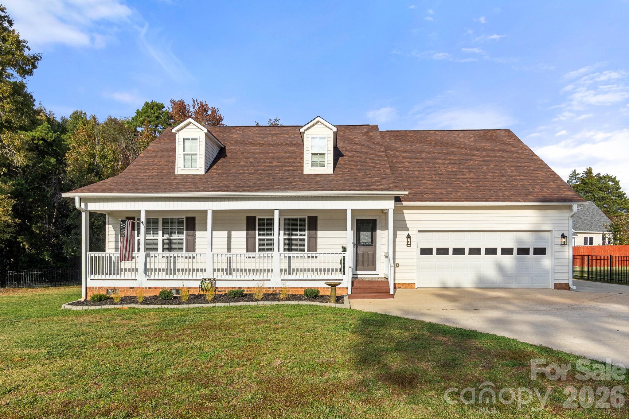 main property photo 0