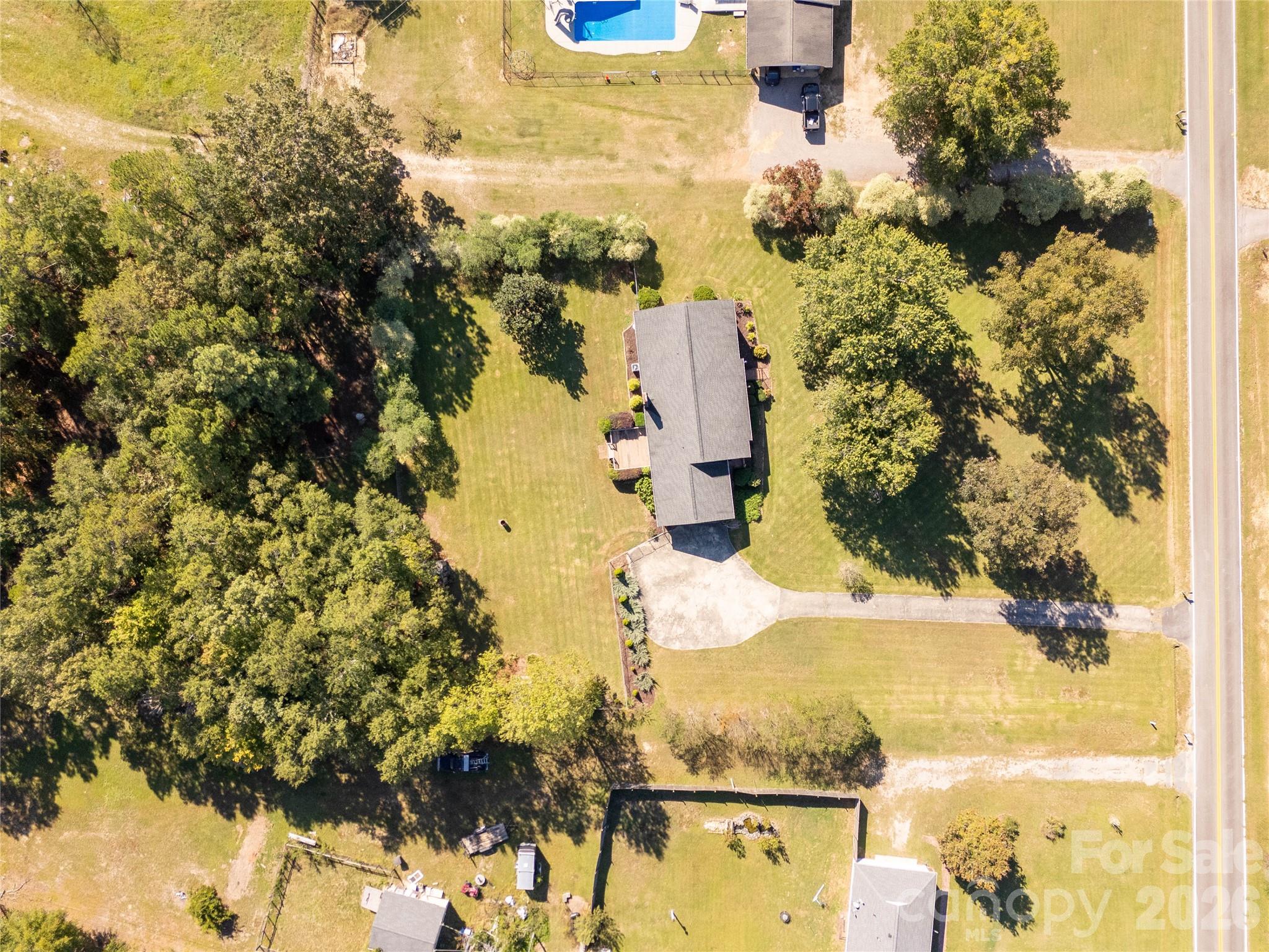 main property photo 44