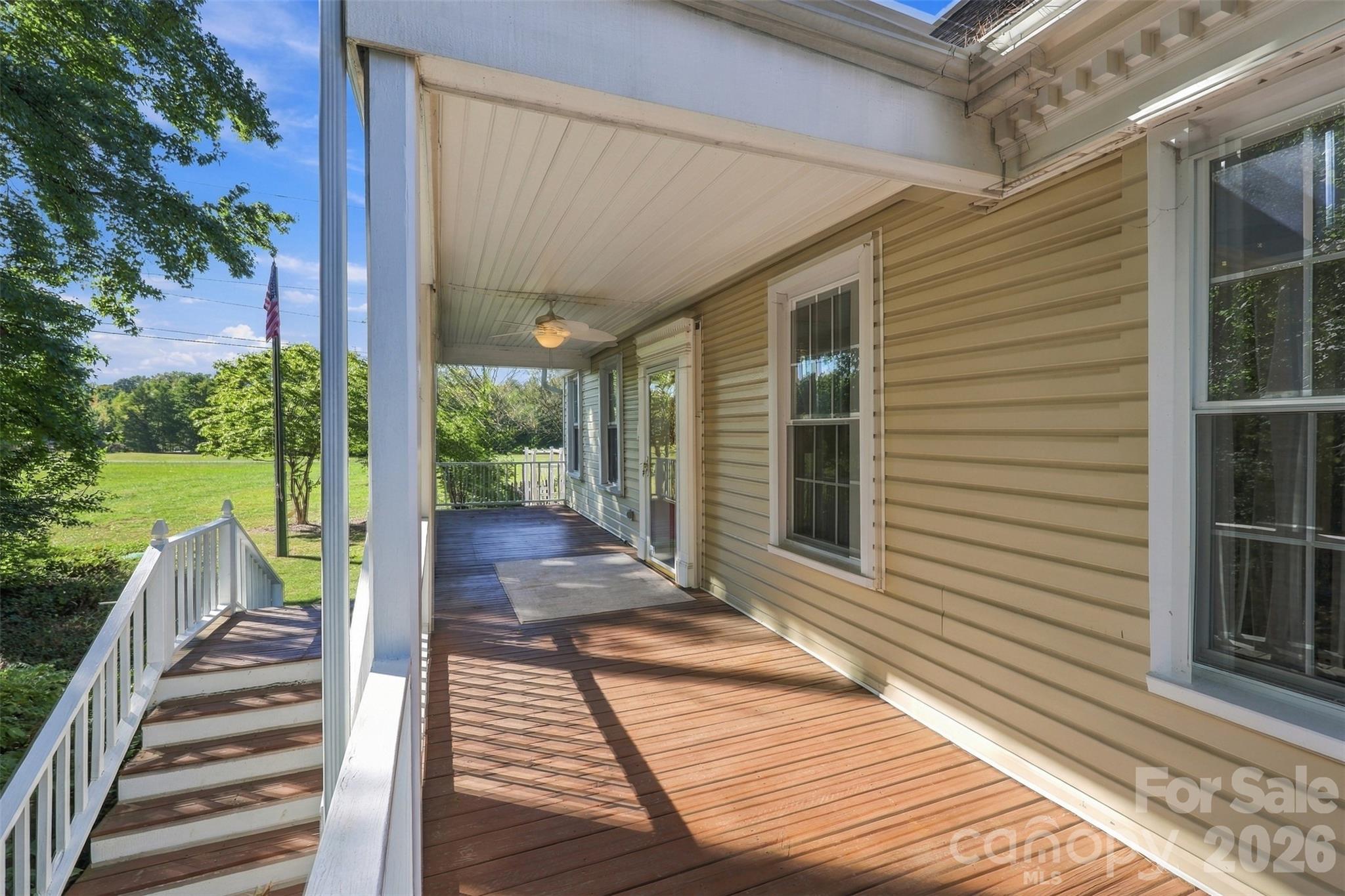main property photo 37