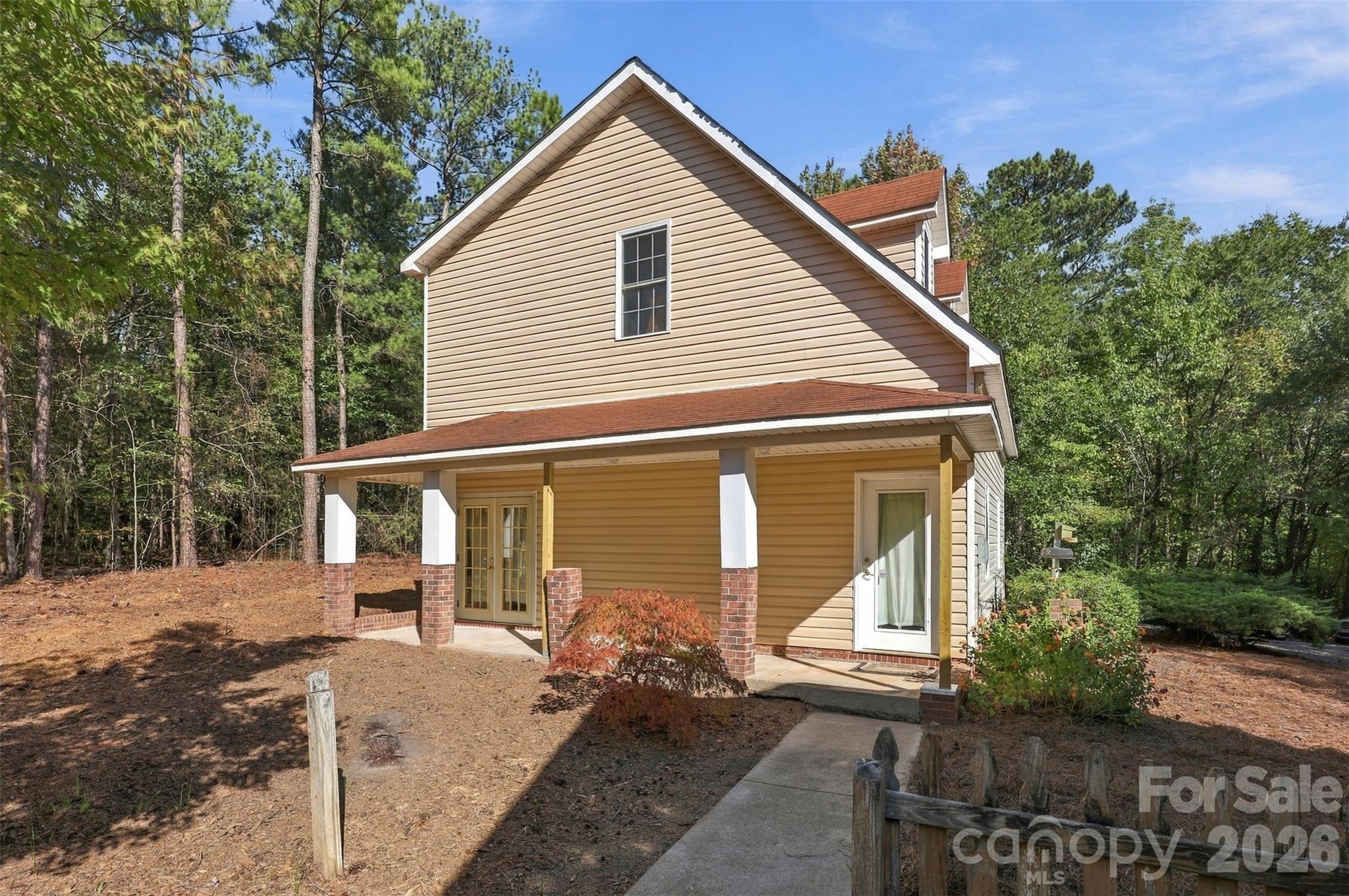 main property photo 40