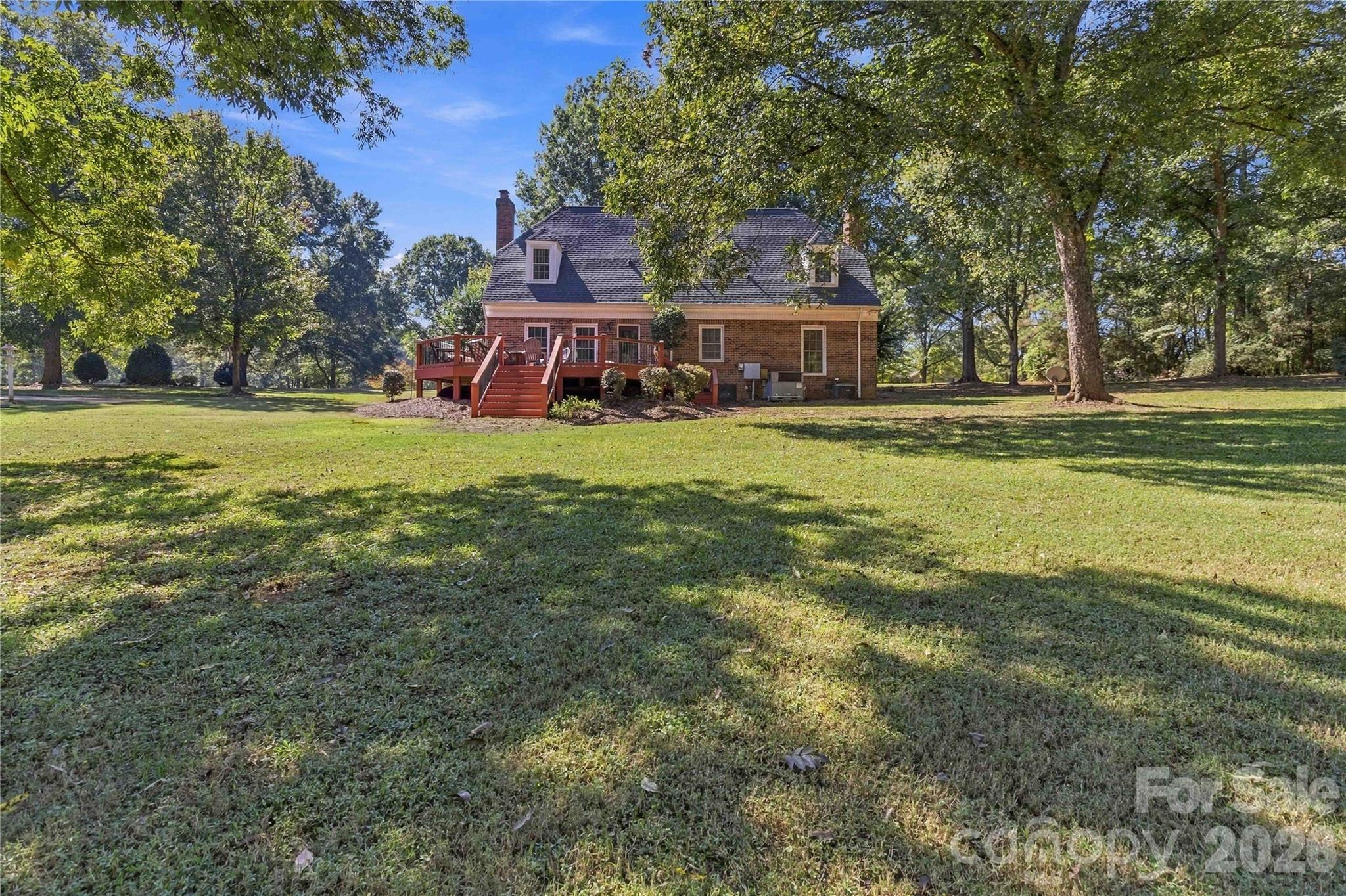main property photo 29
