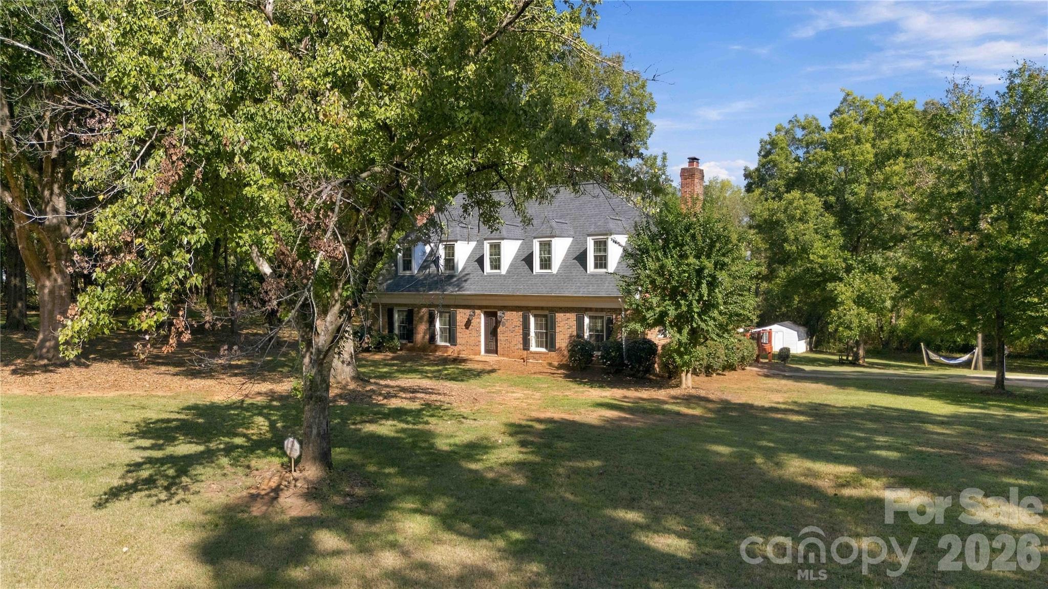 main property photo 37
