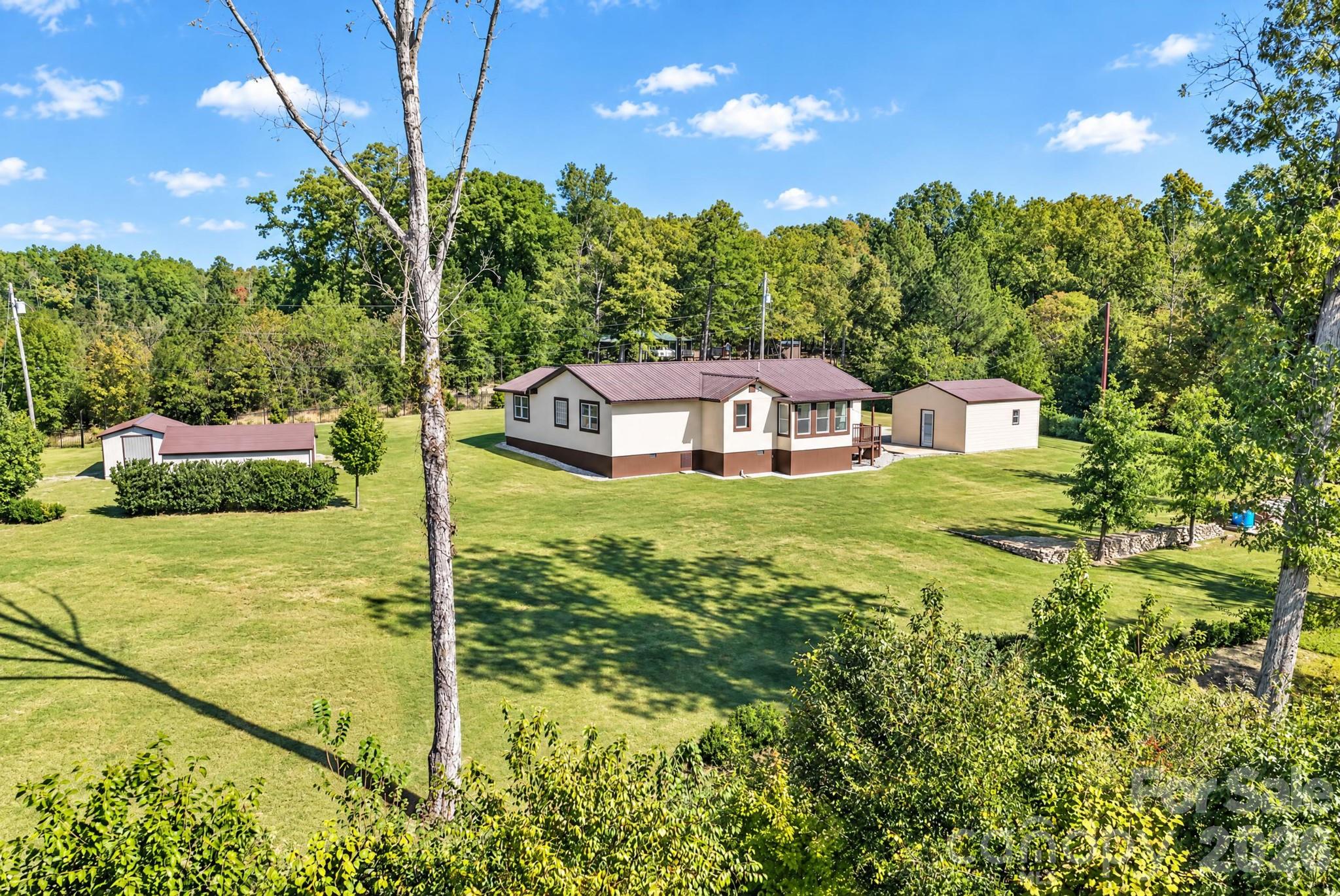 main property photo 38