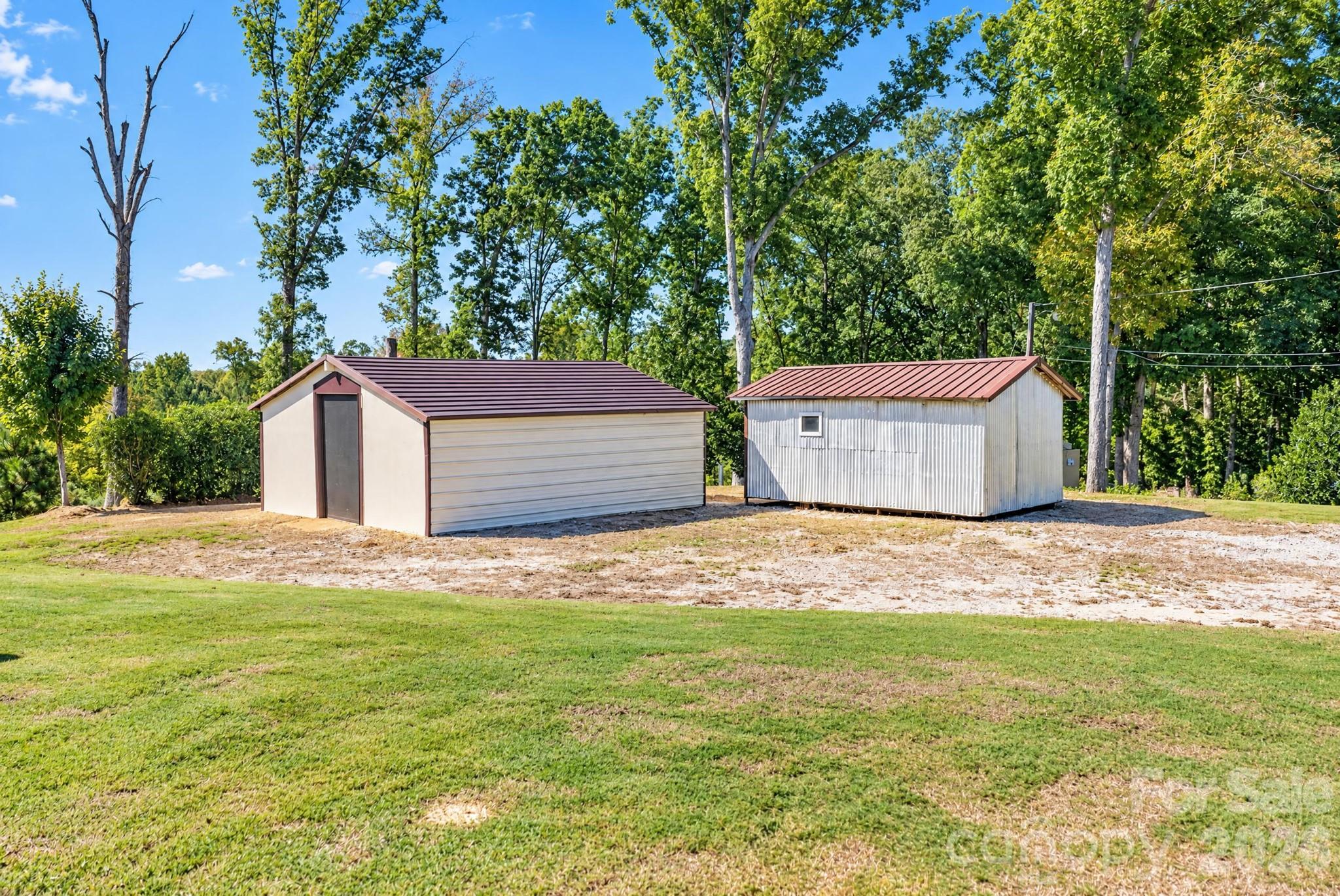 main property photo 39