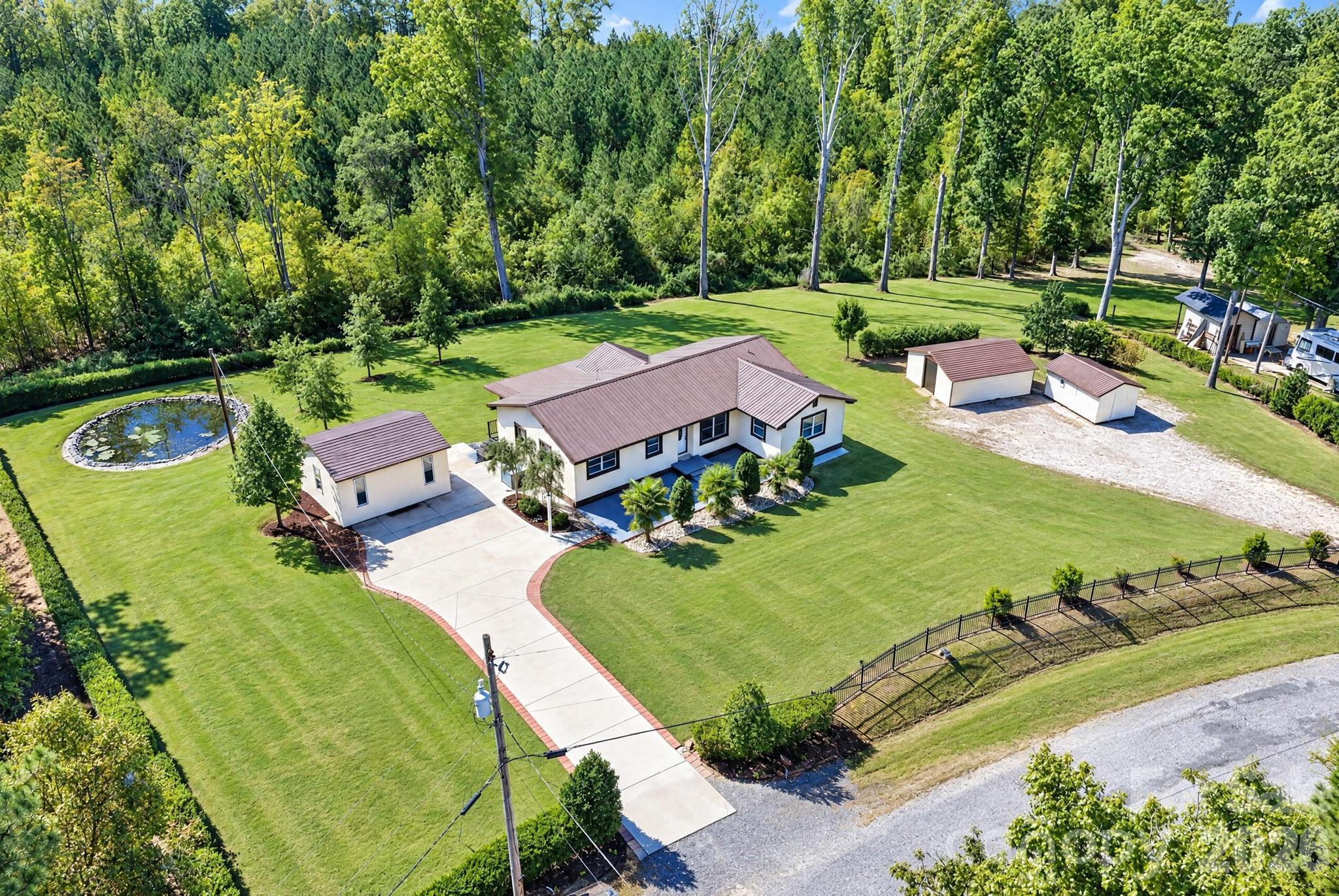 main property photo 42
