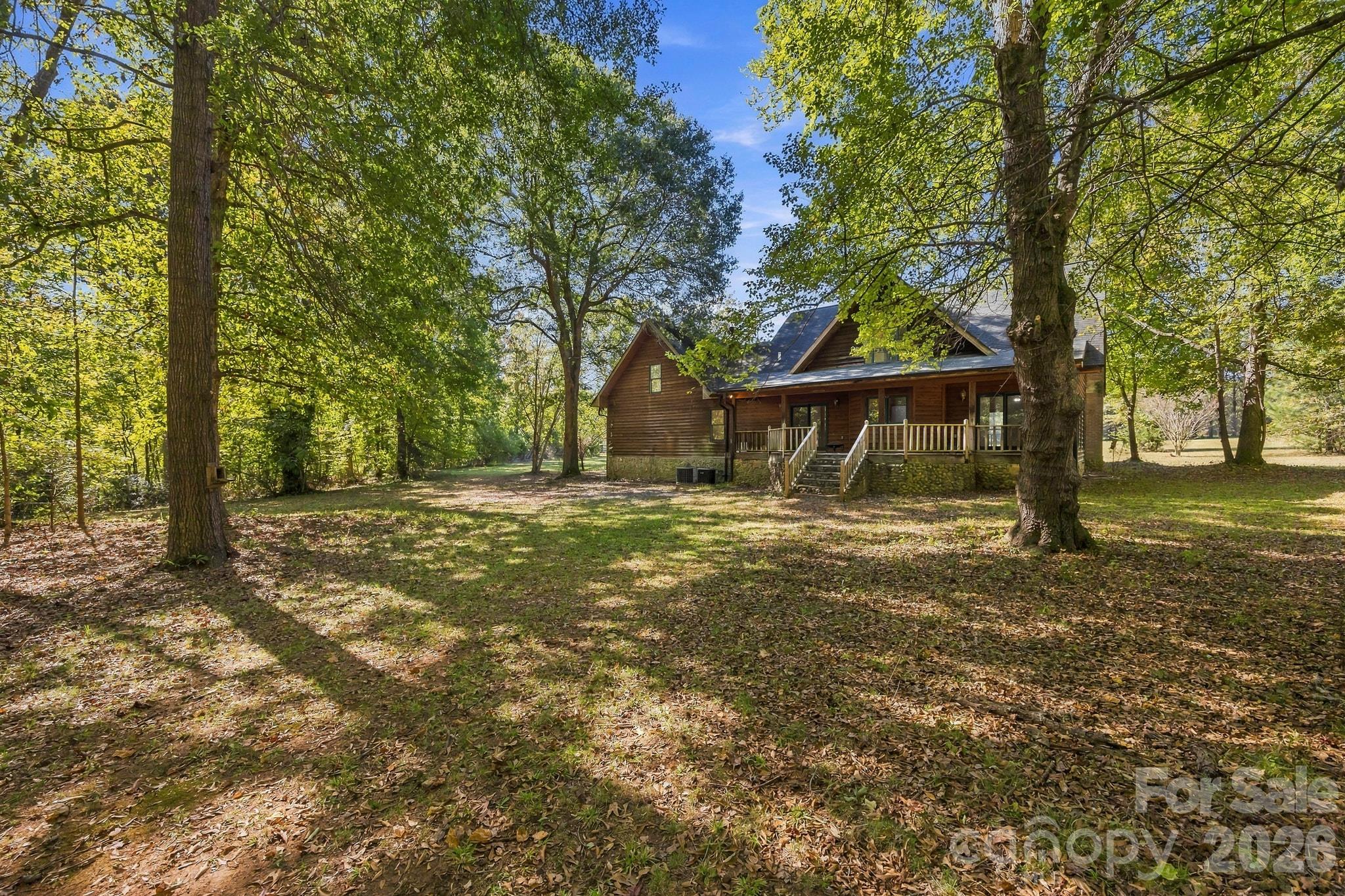 main property photo 37