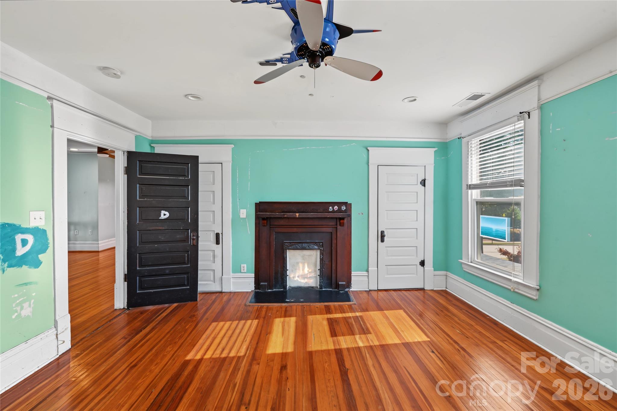 main property photo 34
