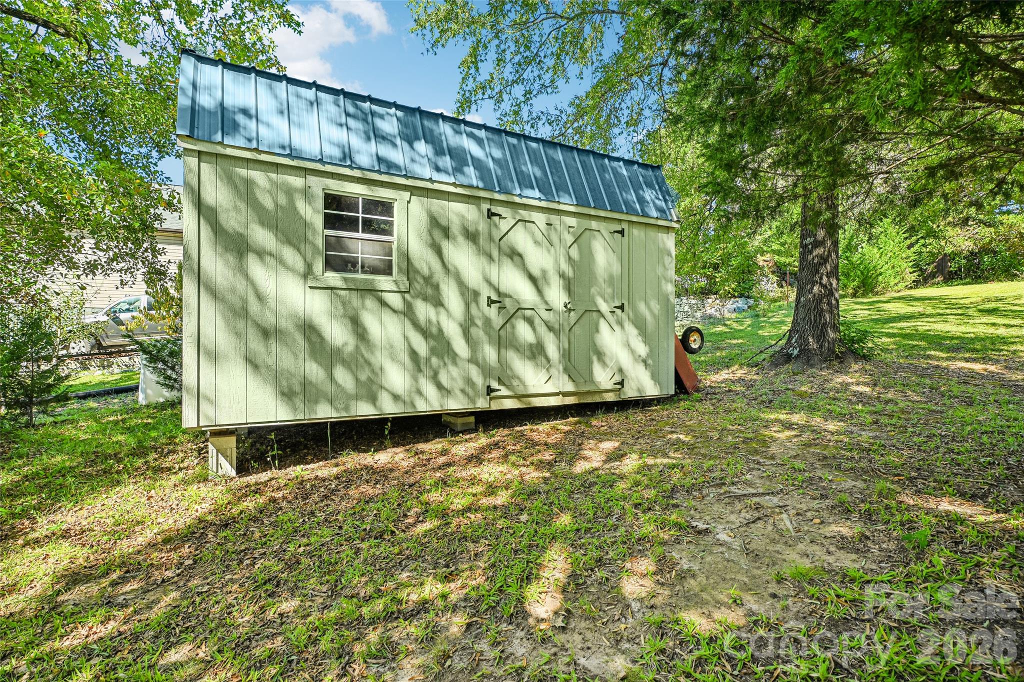 main property photo 45