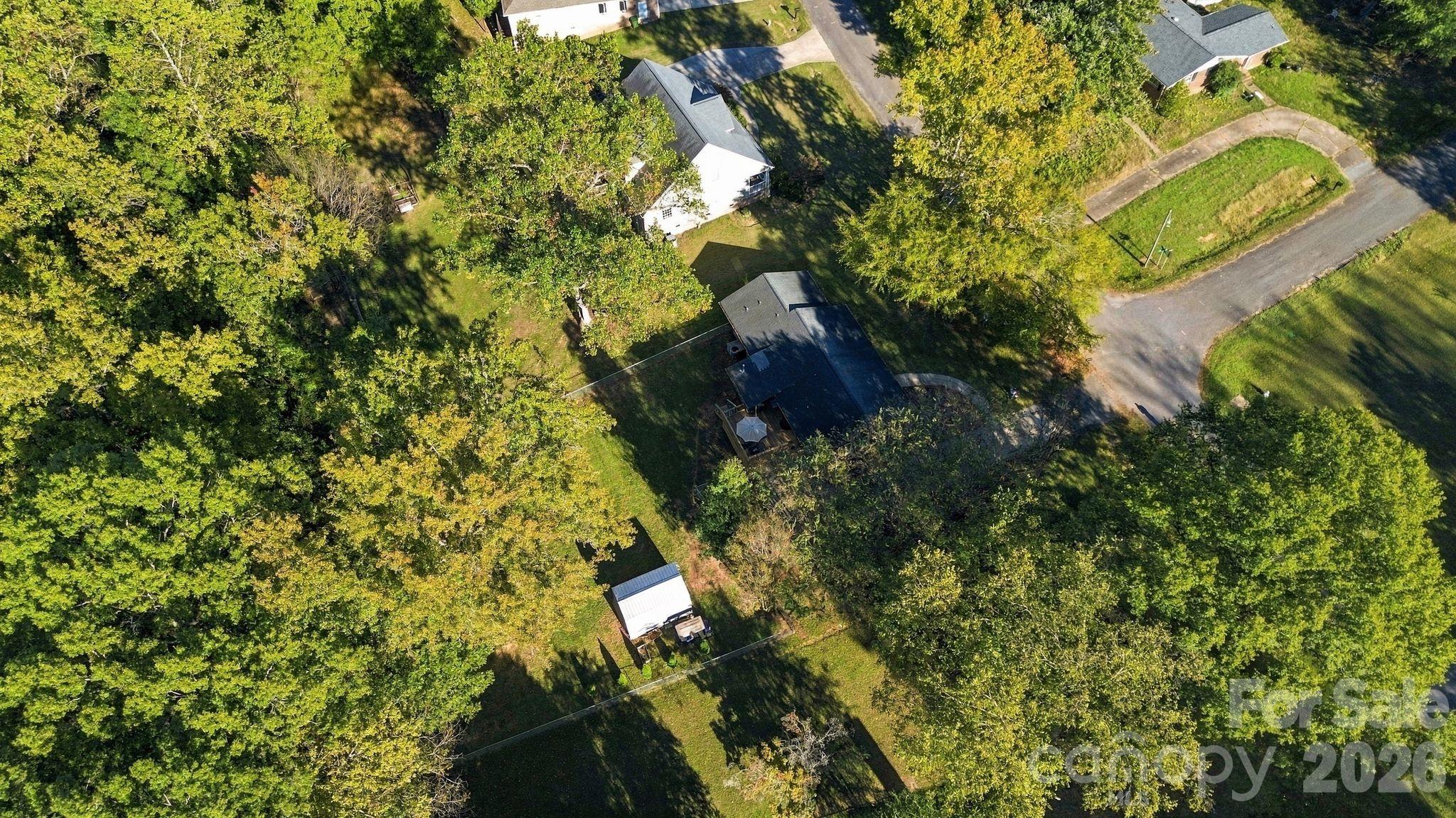 main property photo 45