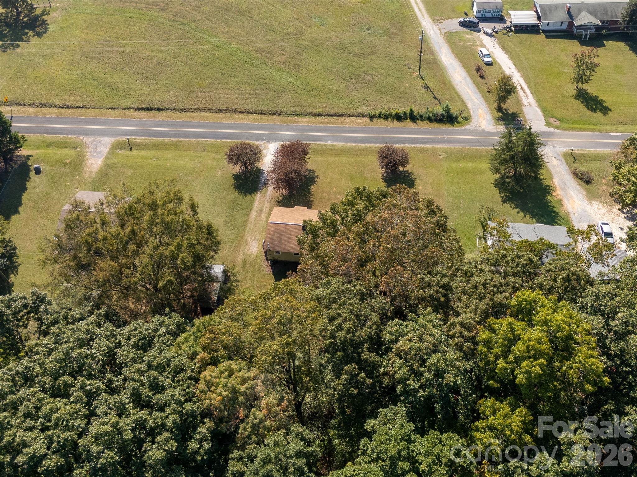 main property photo 27