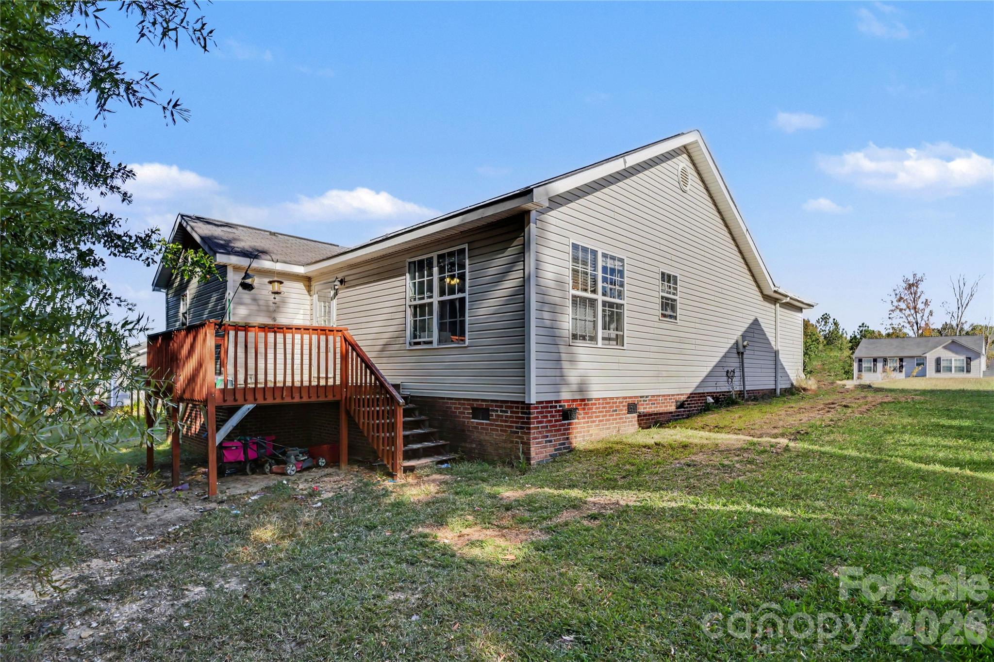 main property photo 16