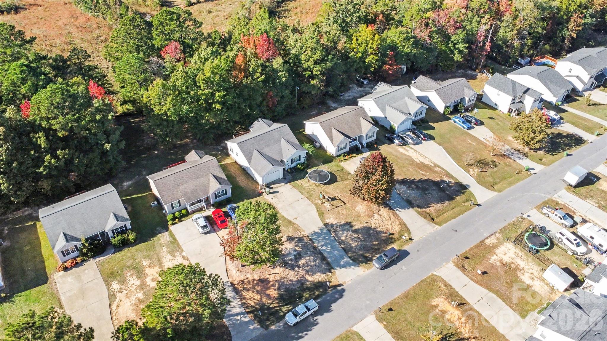 main property photo 19