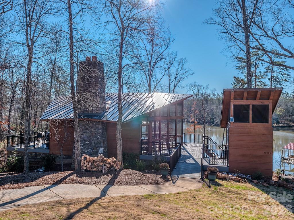 main property photo 44