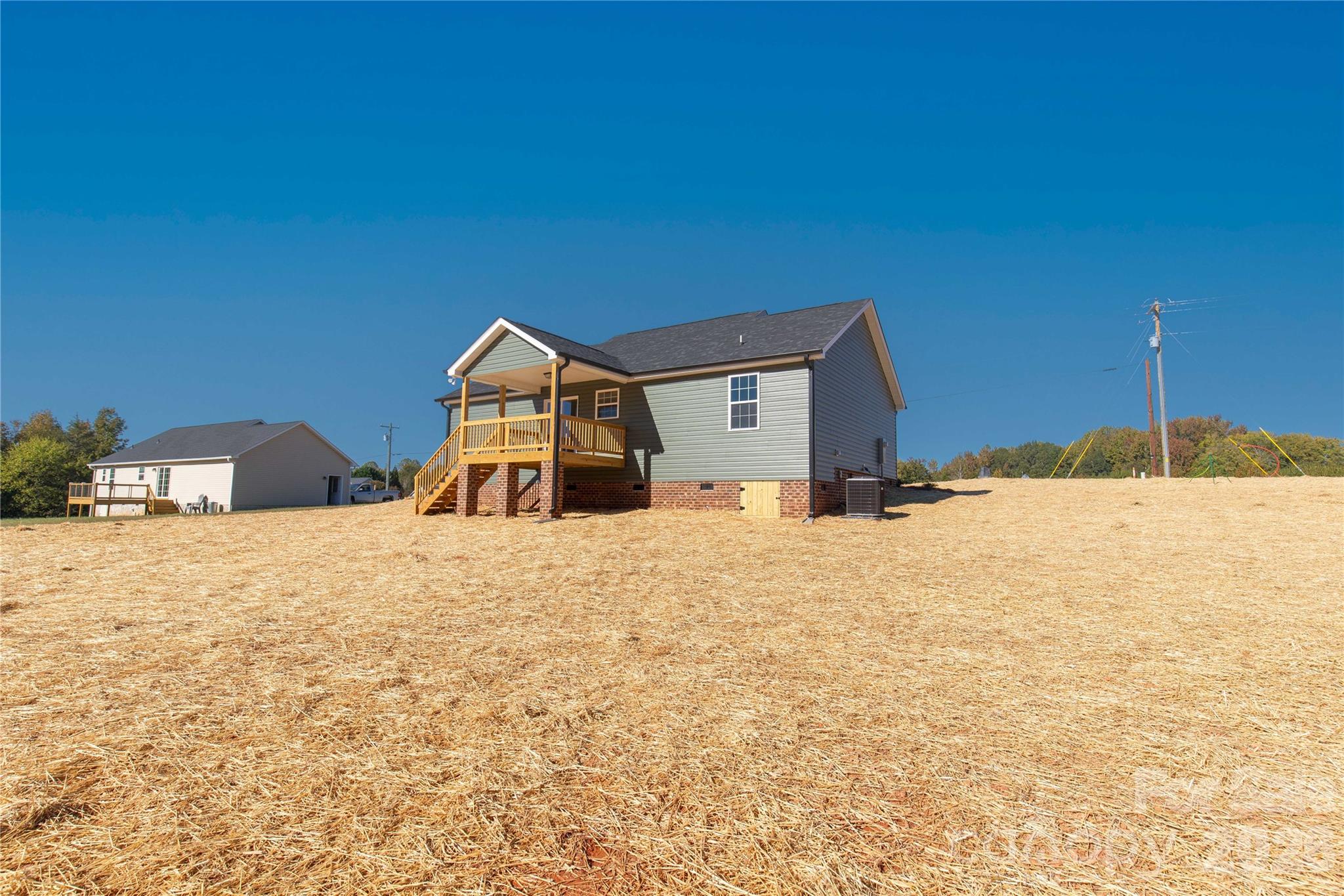 main property photo 26