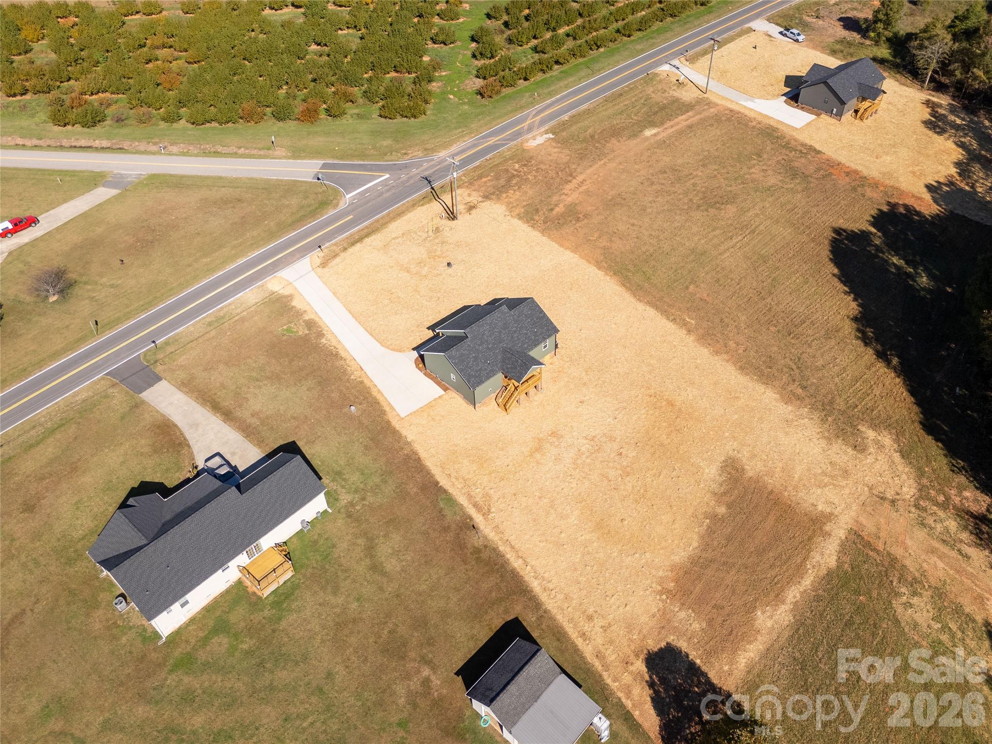 main property photo 35