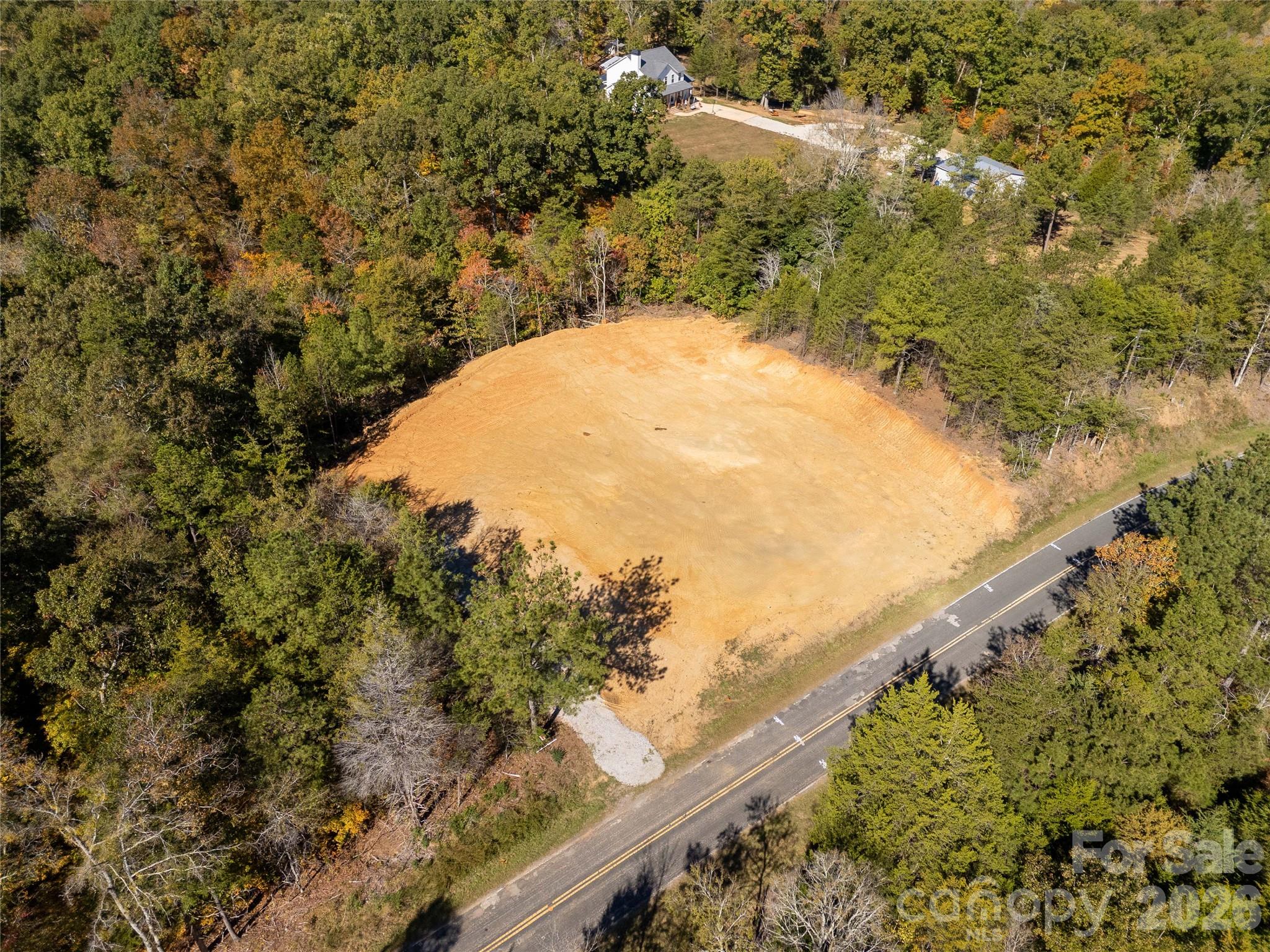 main property photo 20