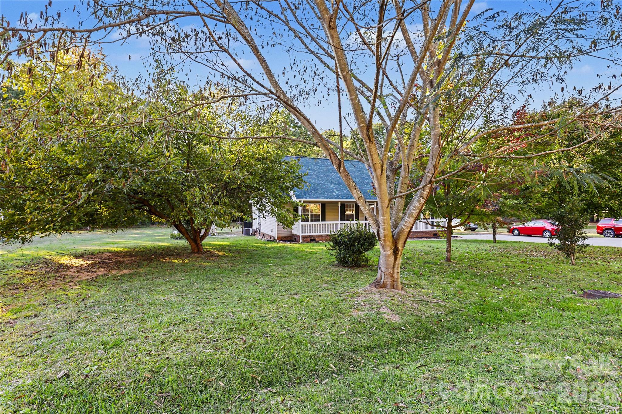 main property photo 23