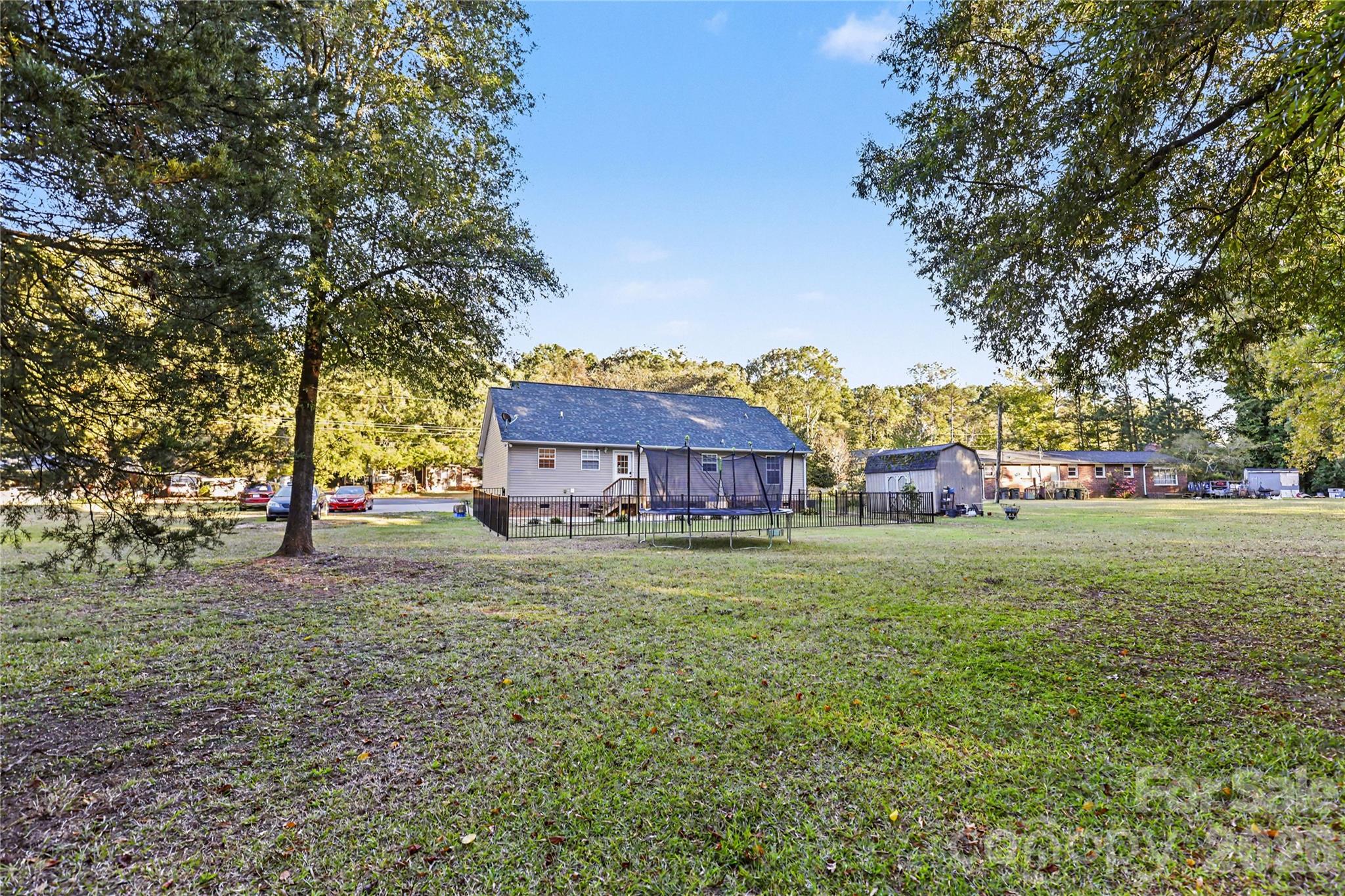 main property photo 35
