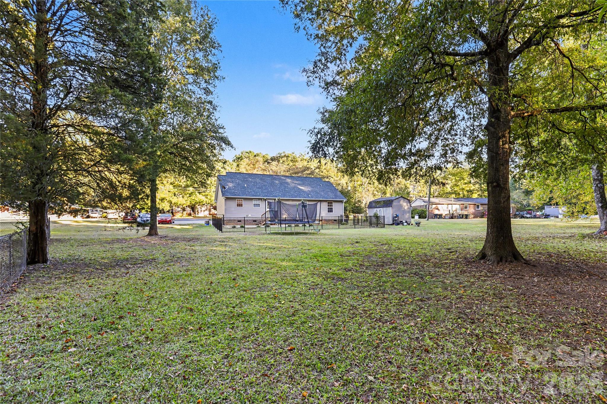 main property photo 36