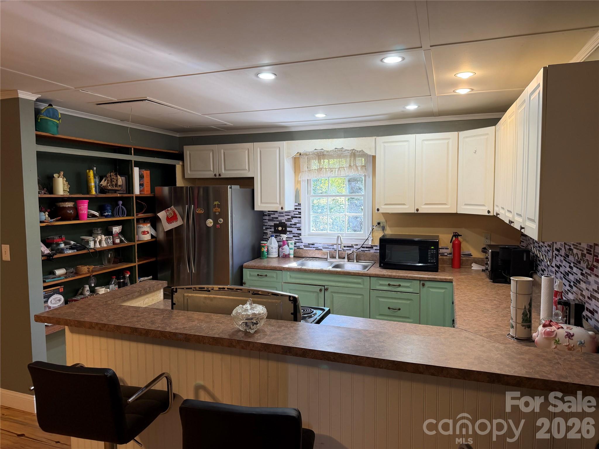 main property photo 3
