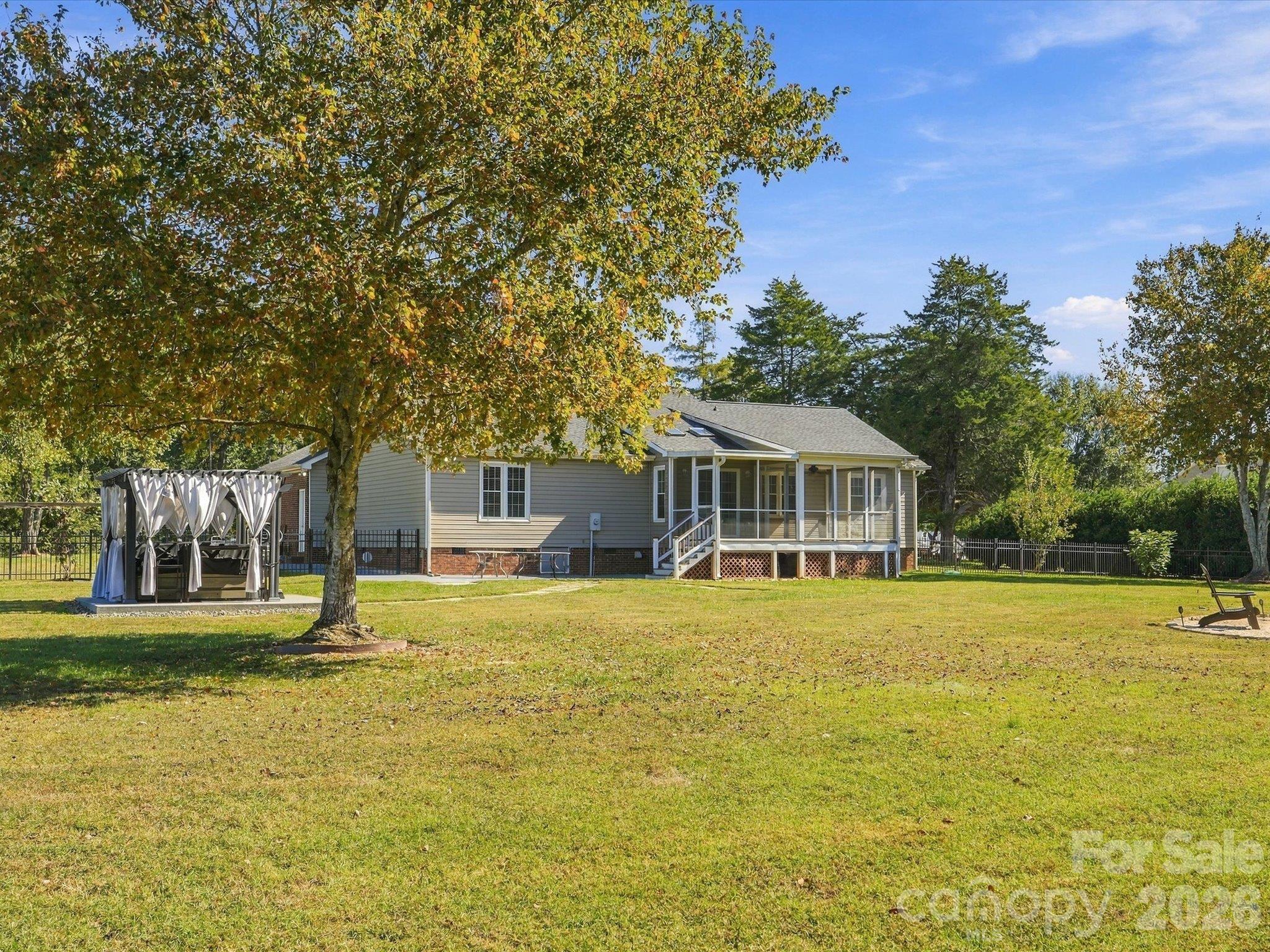 main property photo 32
