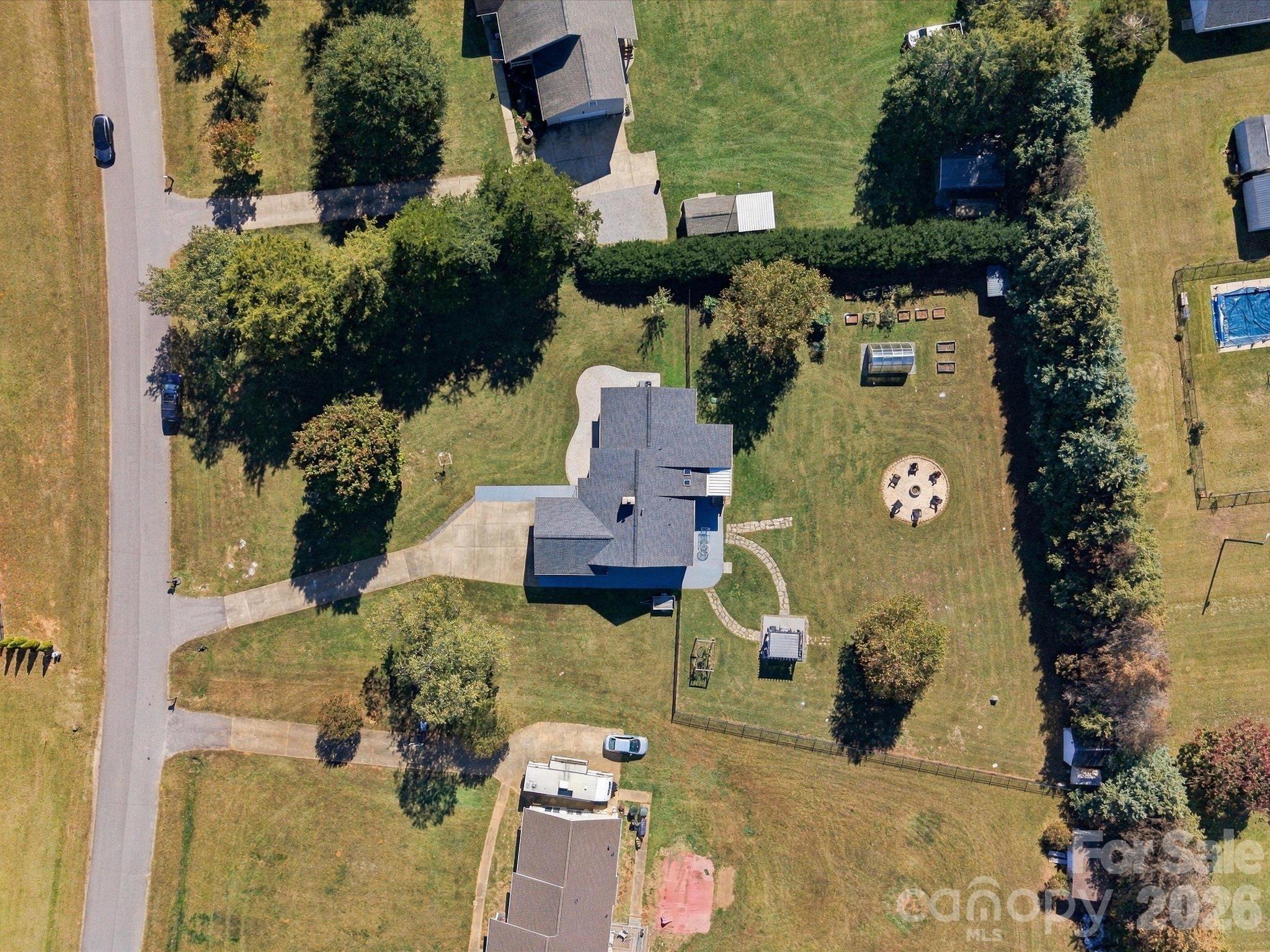 main property photo 43