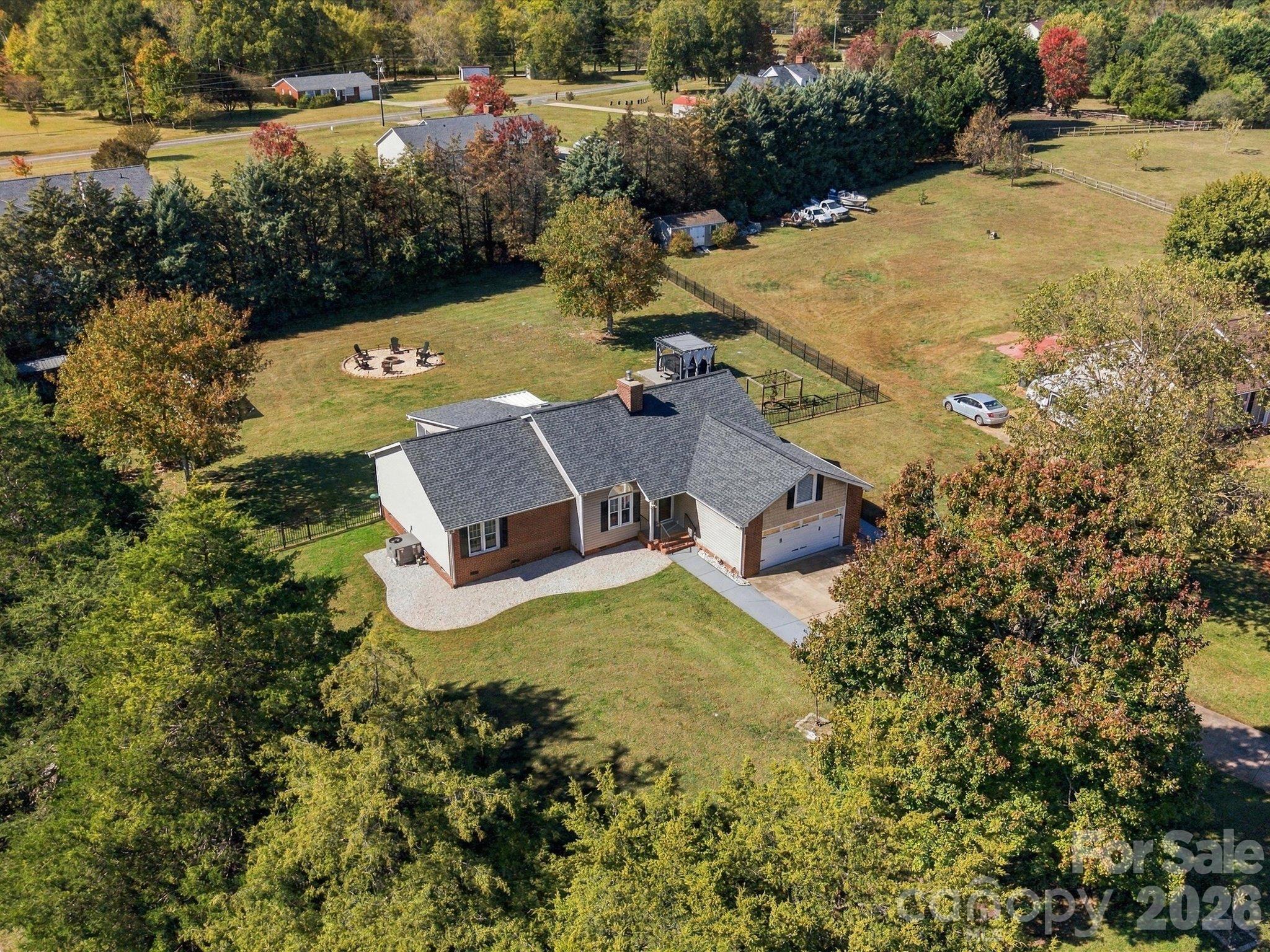 main property photo 44