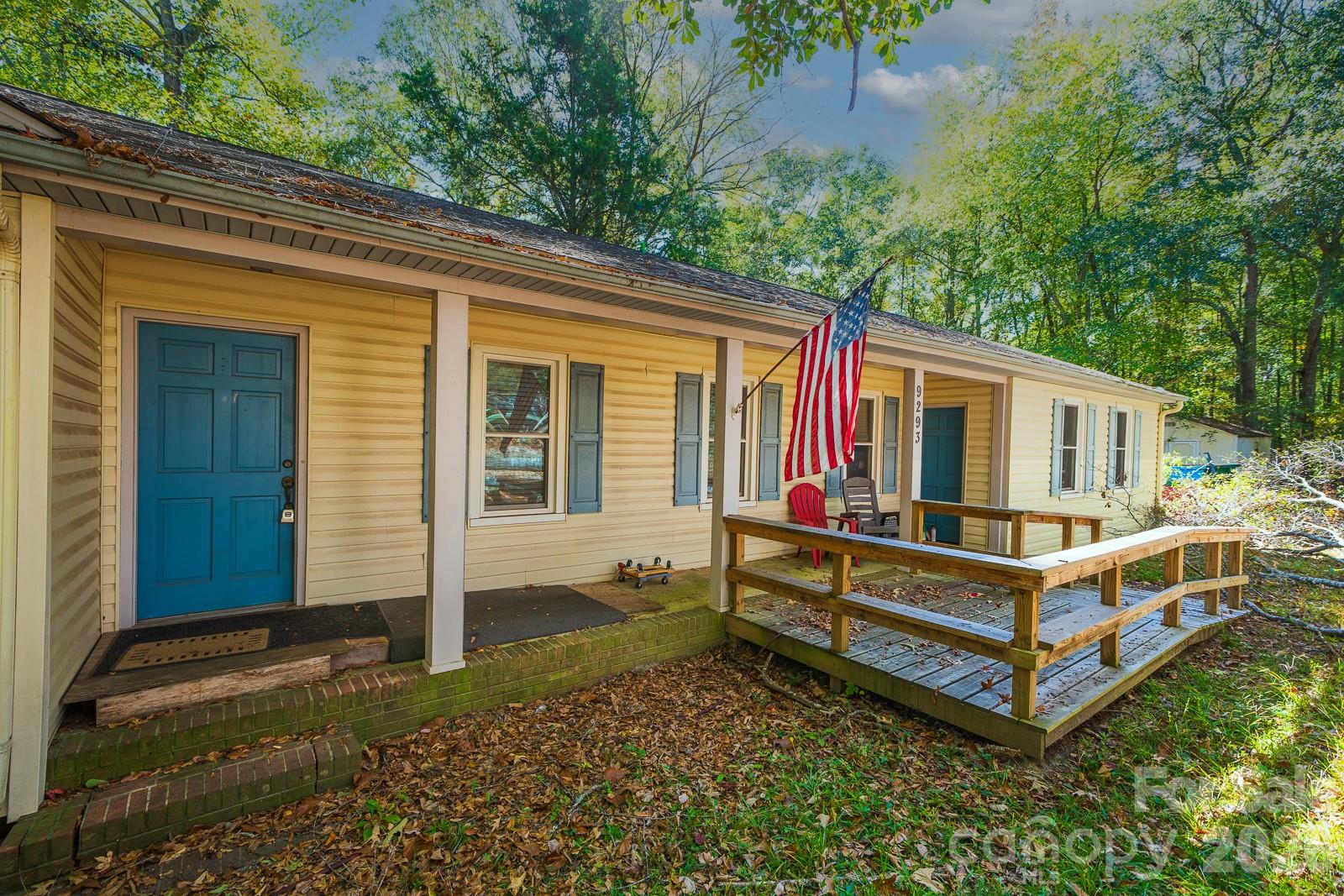 main property photo 6