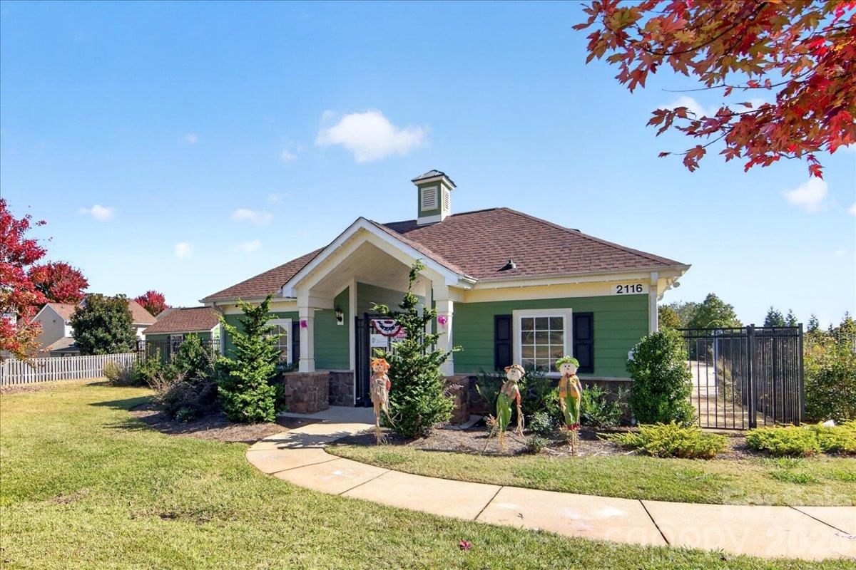 main property photo 37