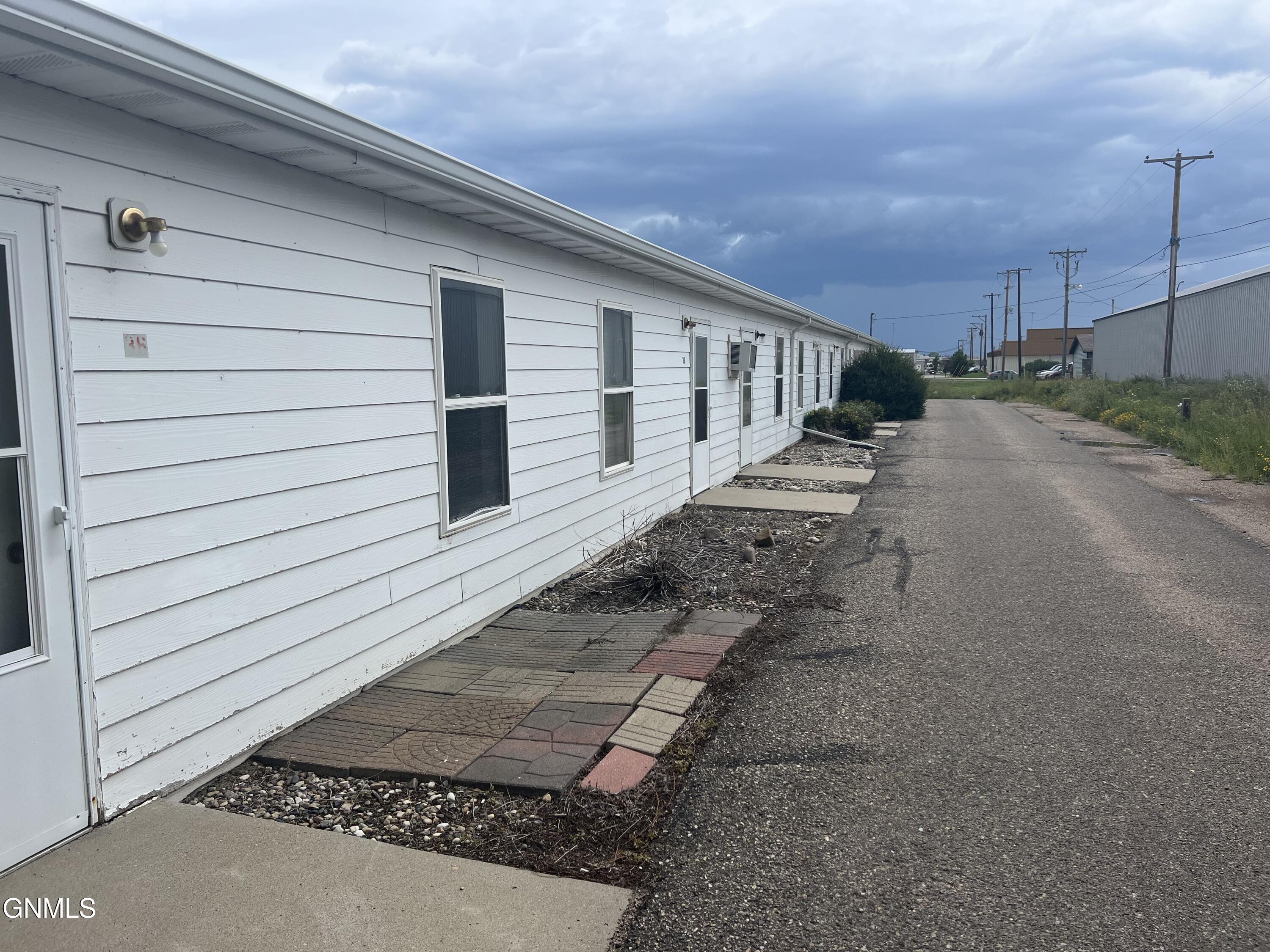 main property photo 7