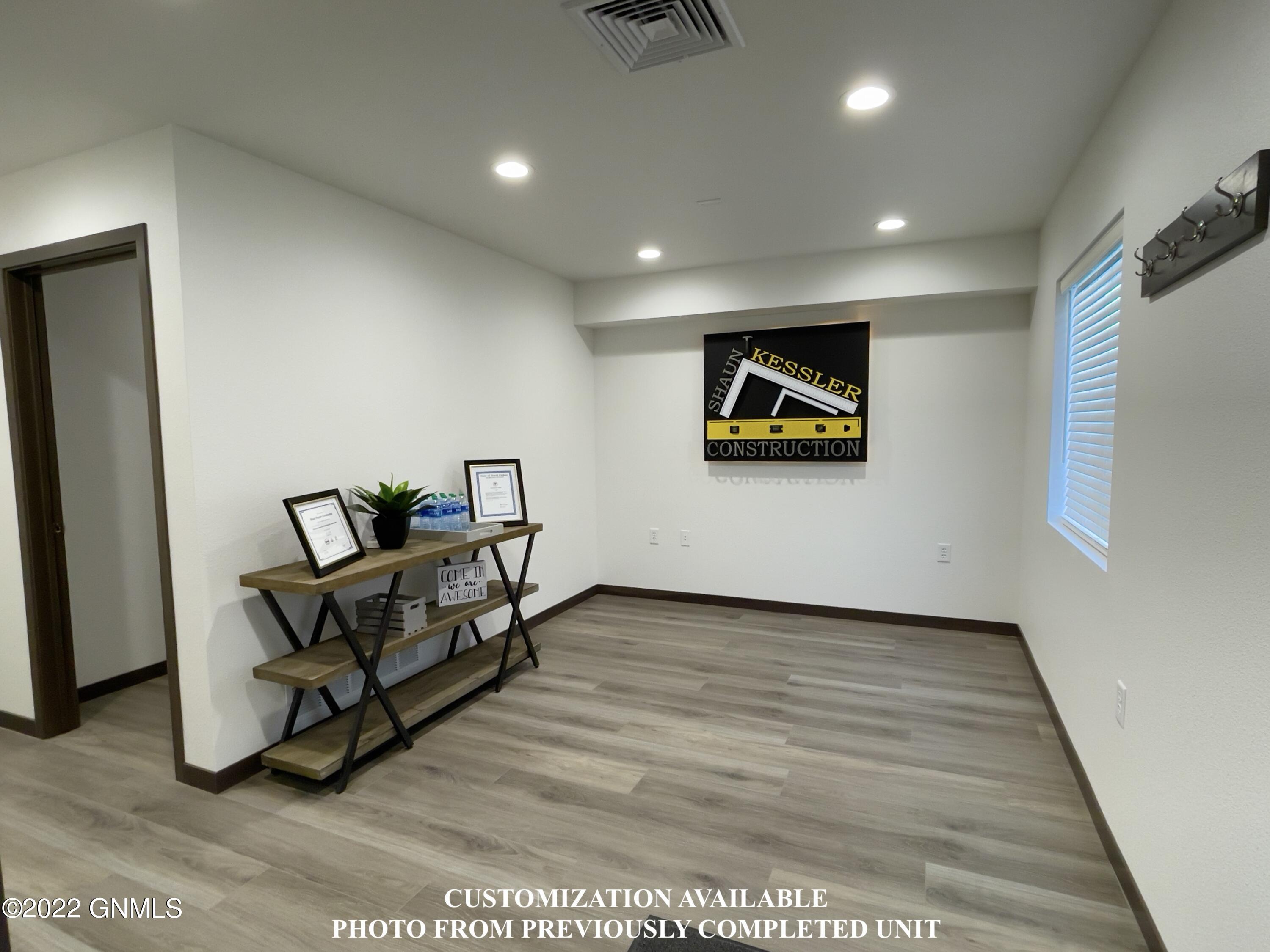property viewer photo 16