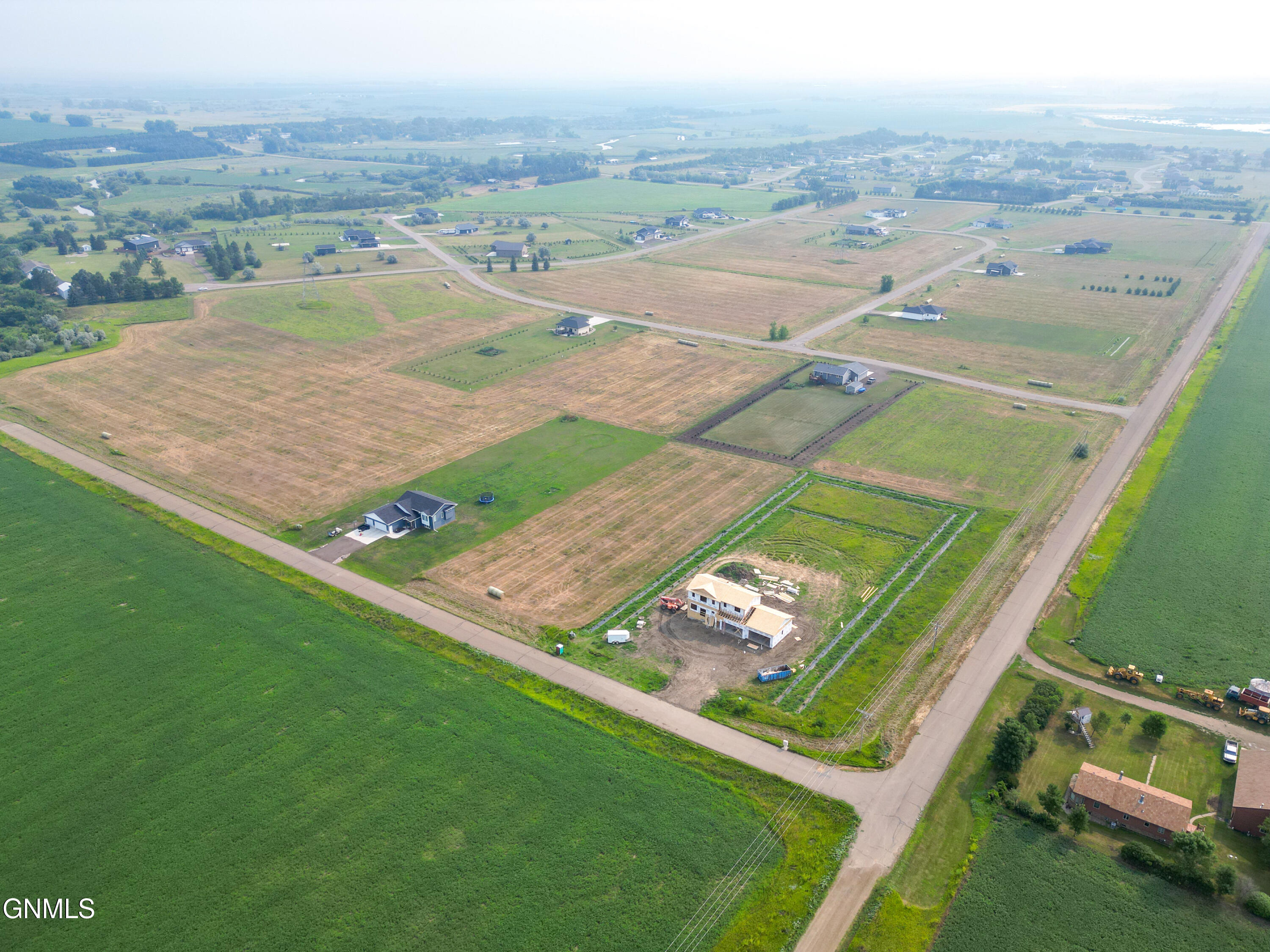 main property photo 14