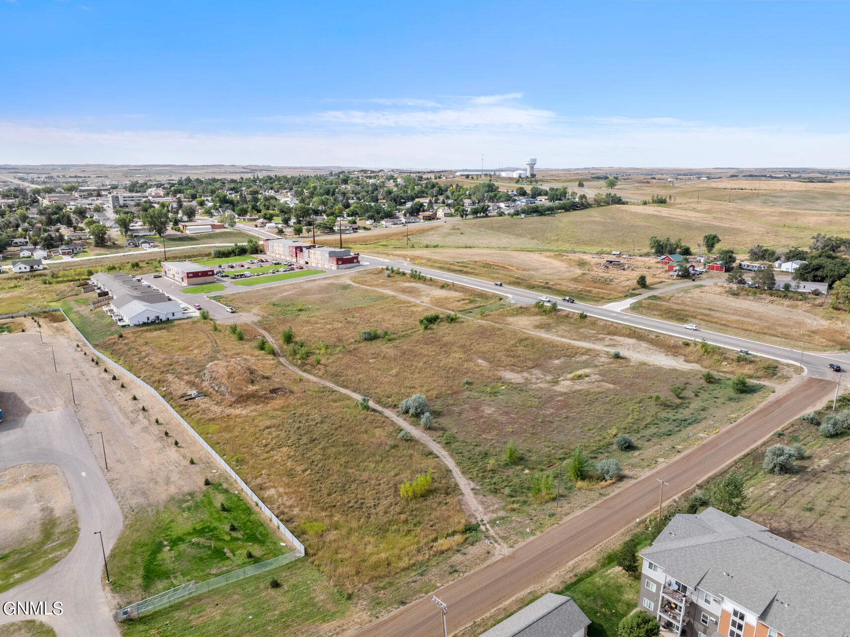 main property photo 15
