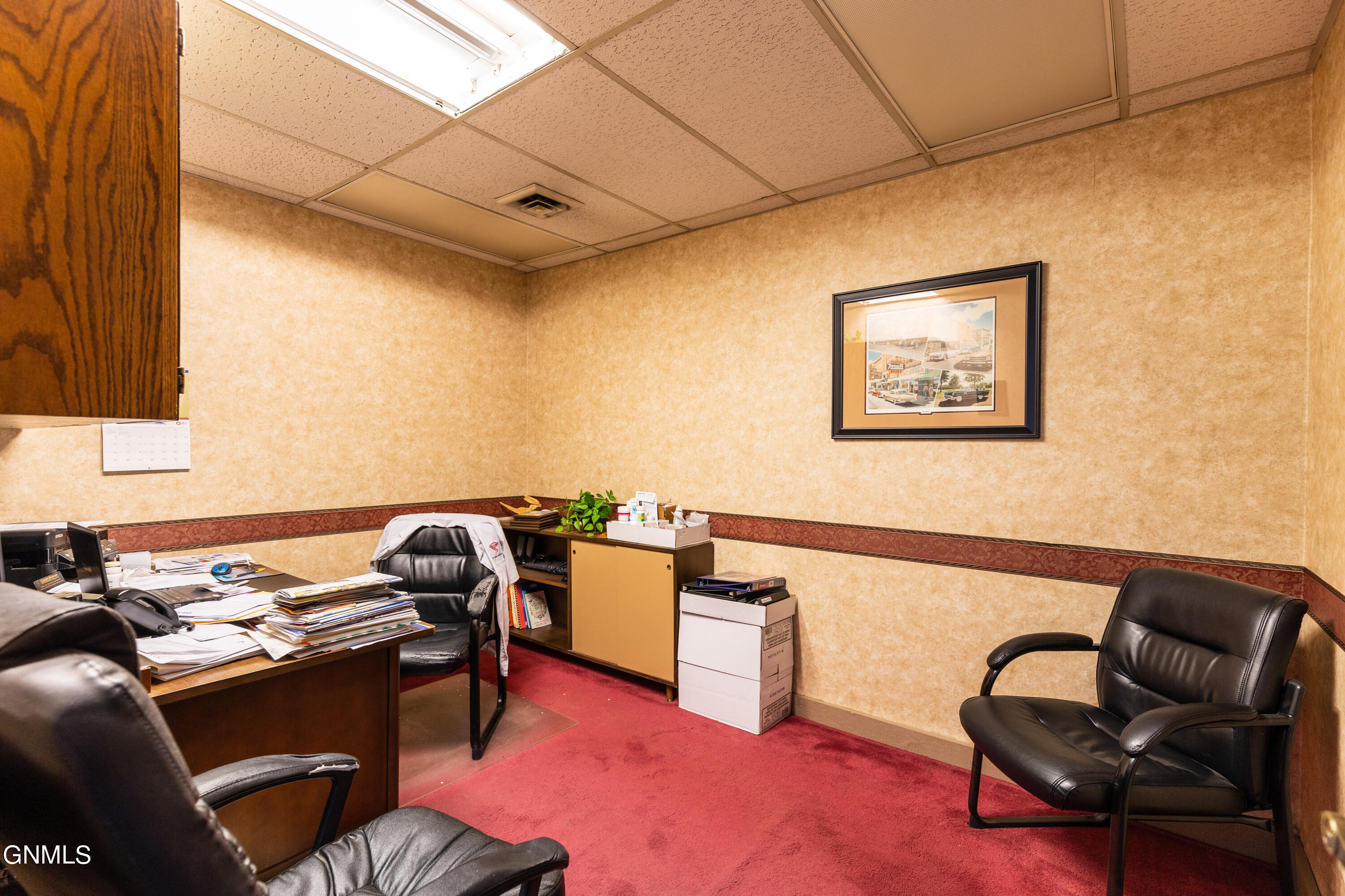 main property photo 7