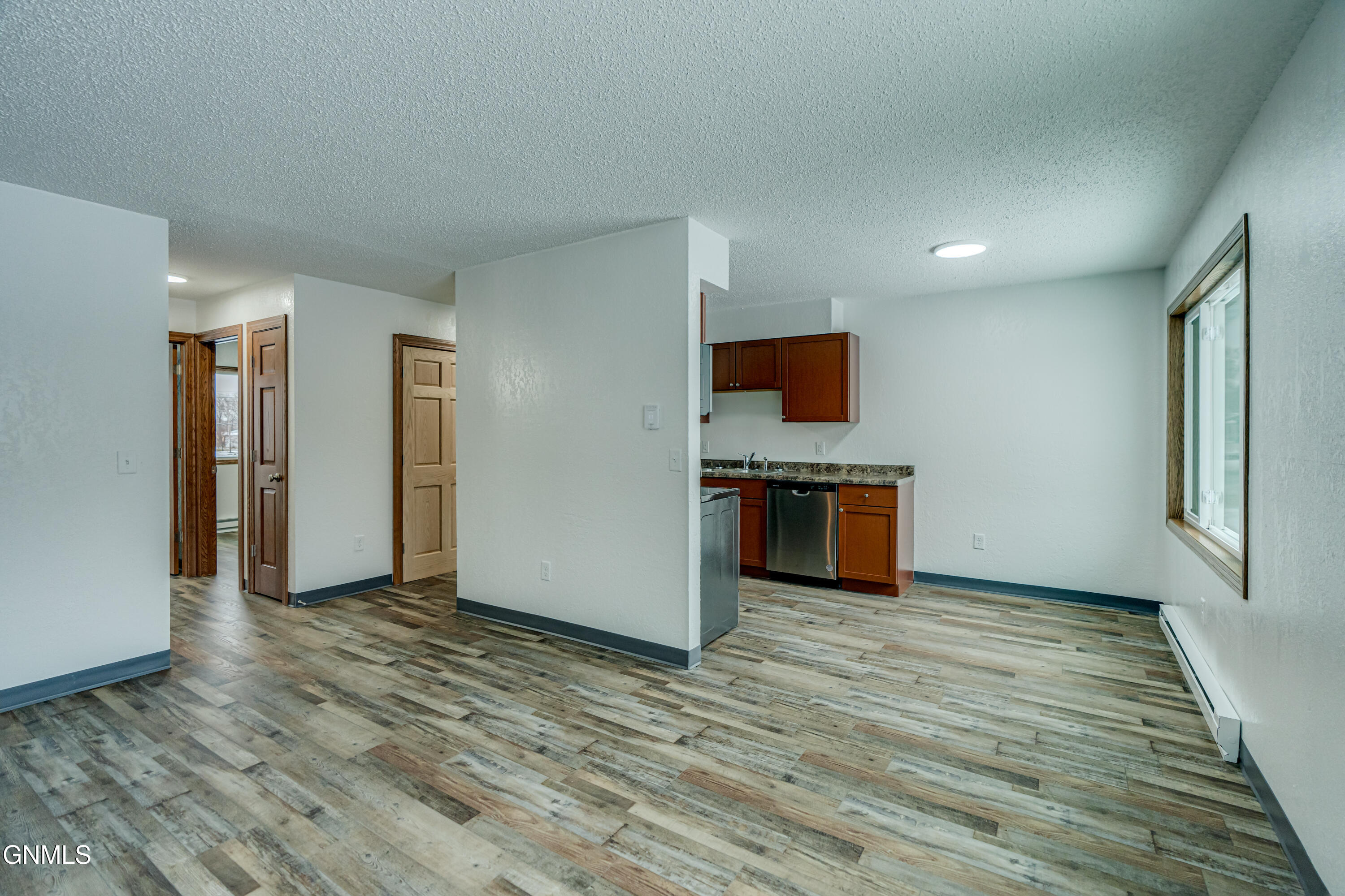 property viewer photo 14