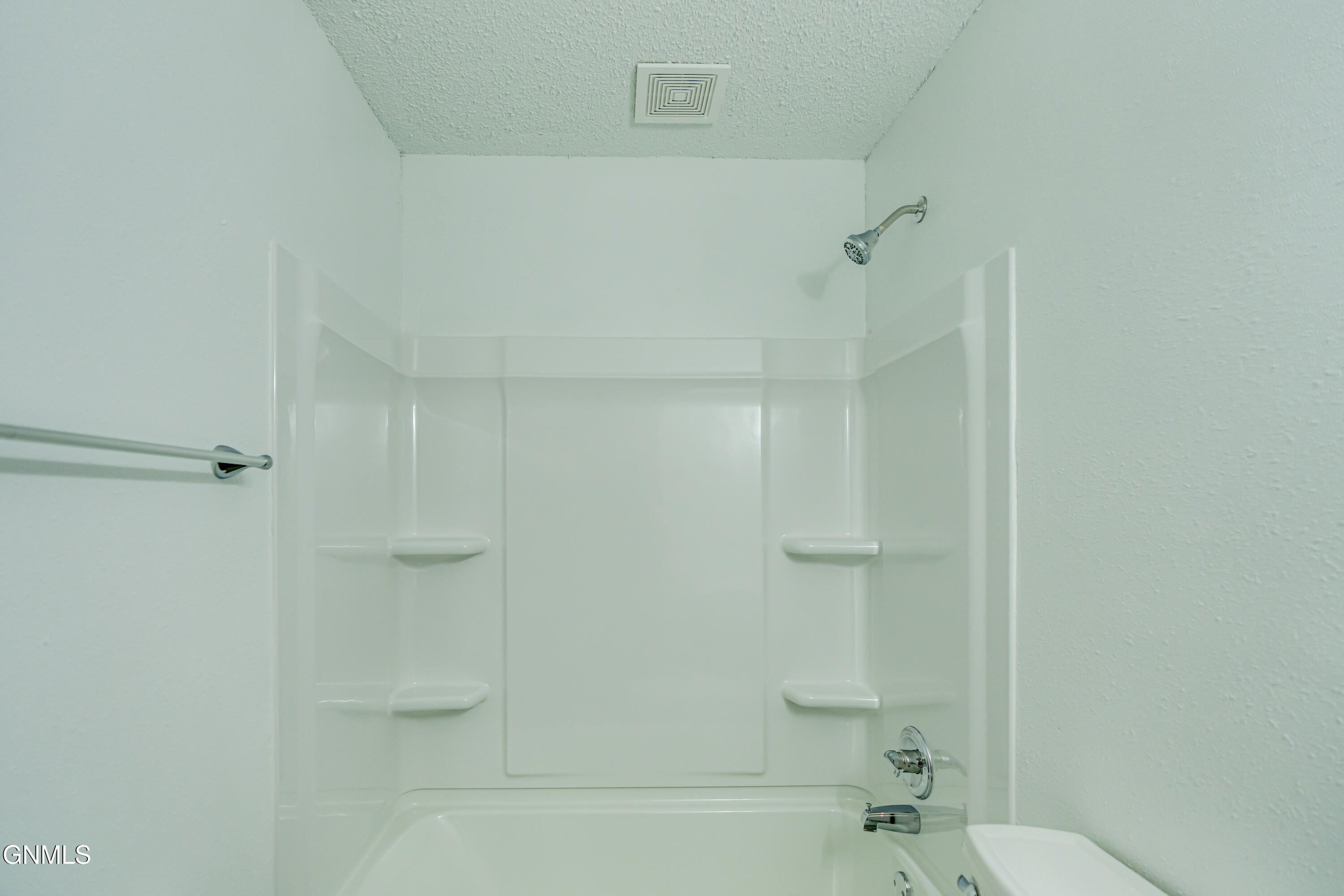 property viewer photo 19
