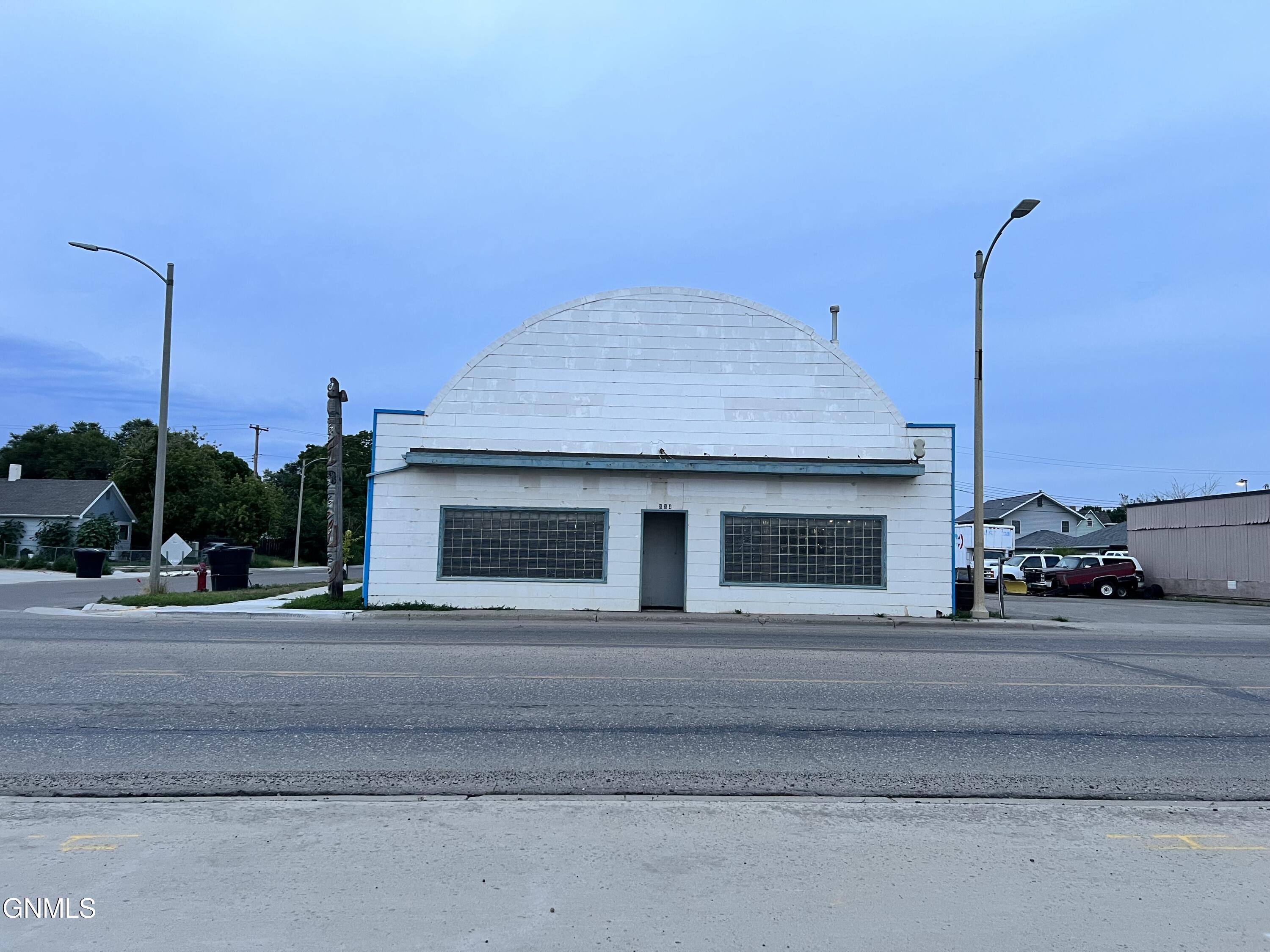 property viewer photo 1