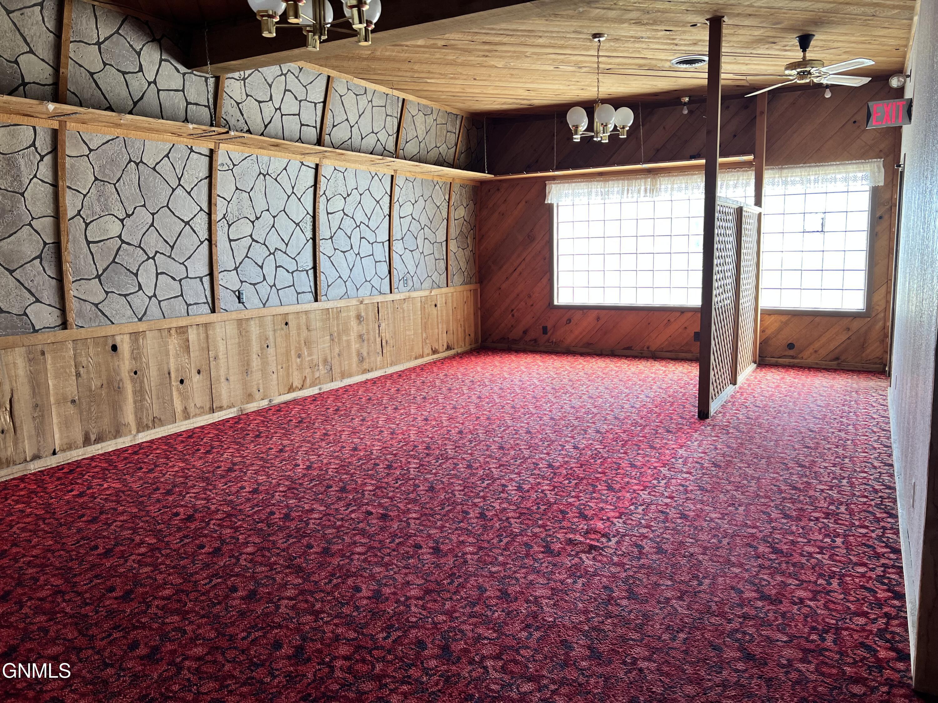 property viewer photo 2