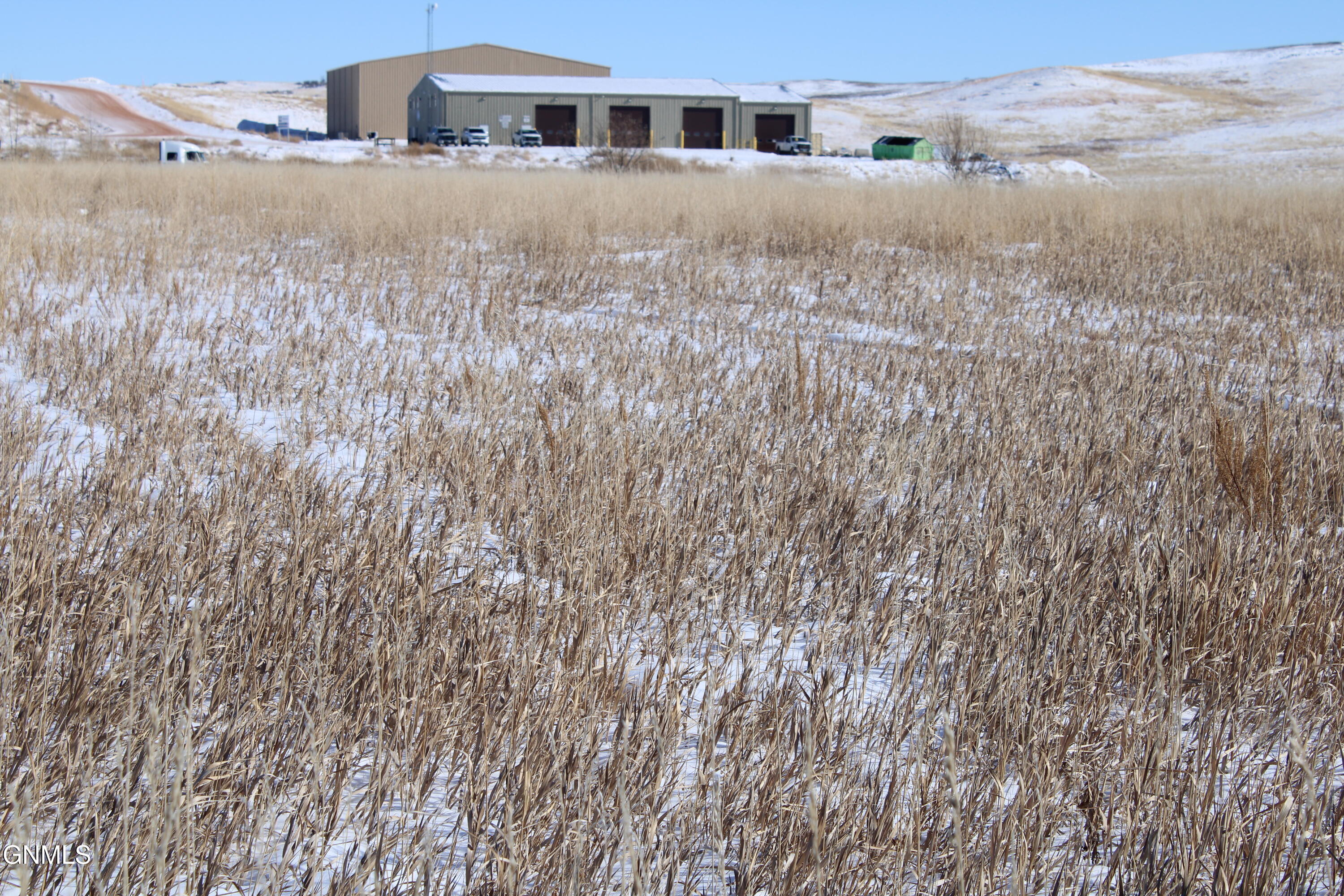 main property photo 17