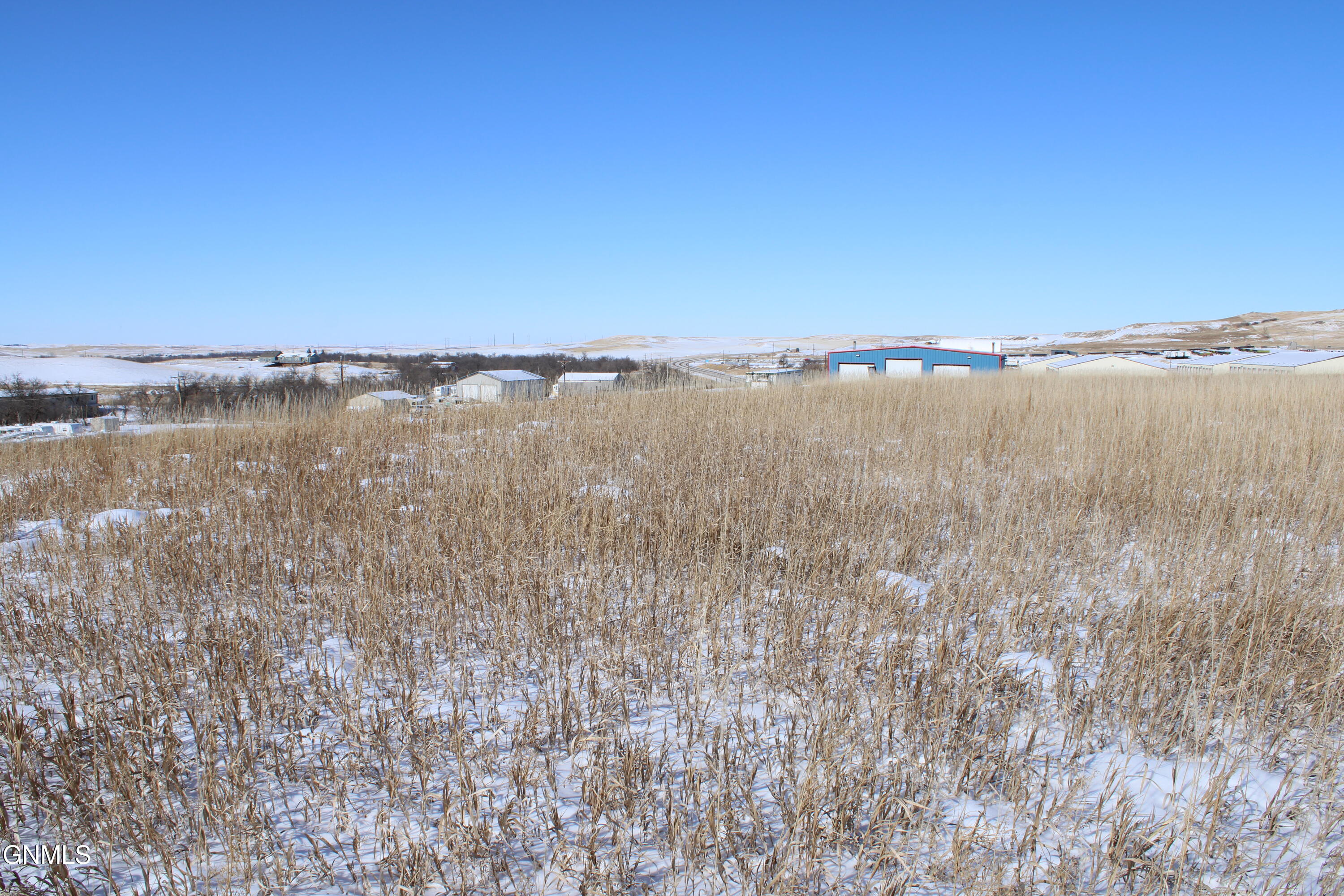main property photo 7
