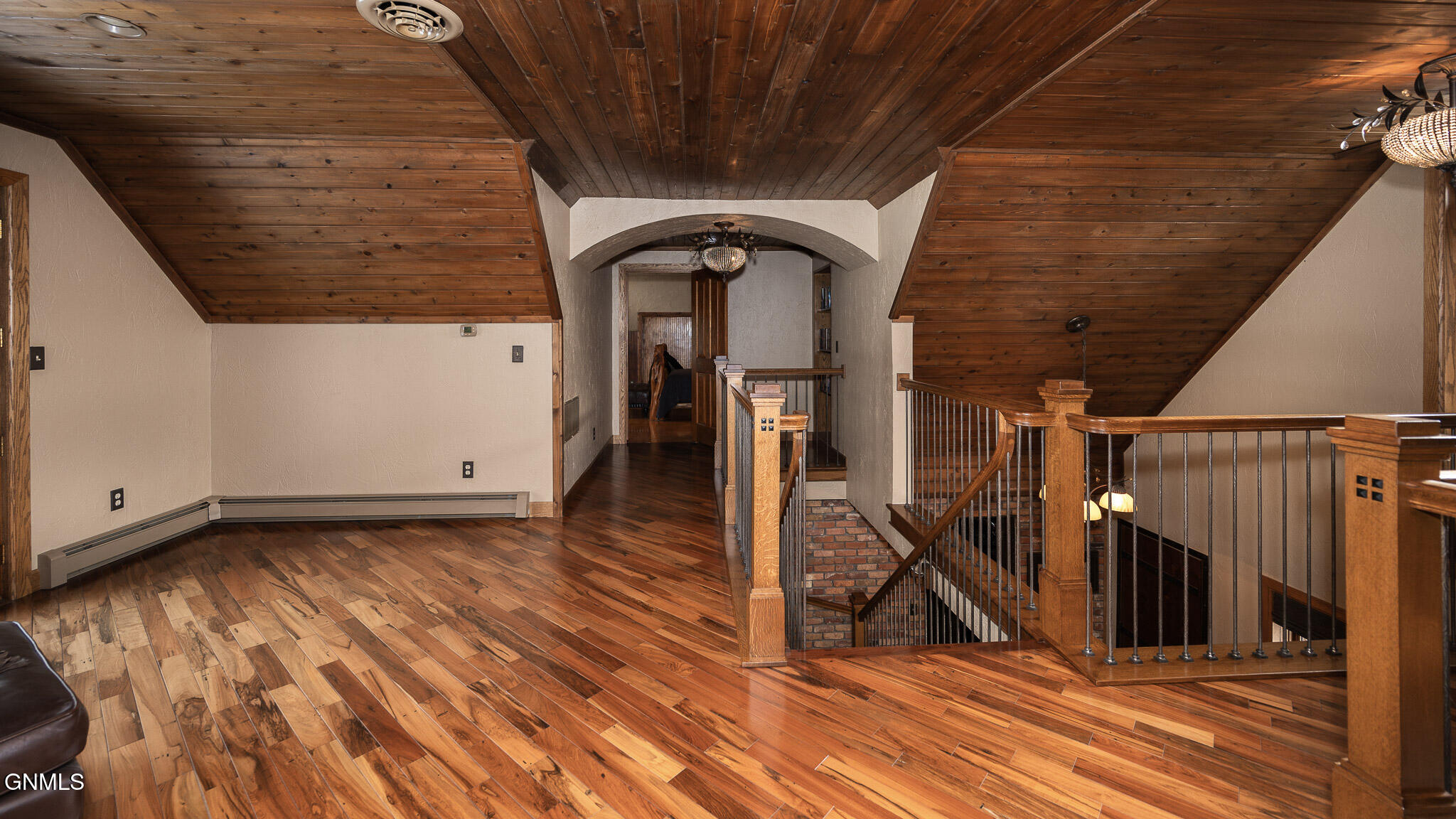 property viewer photo 35