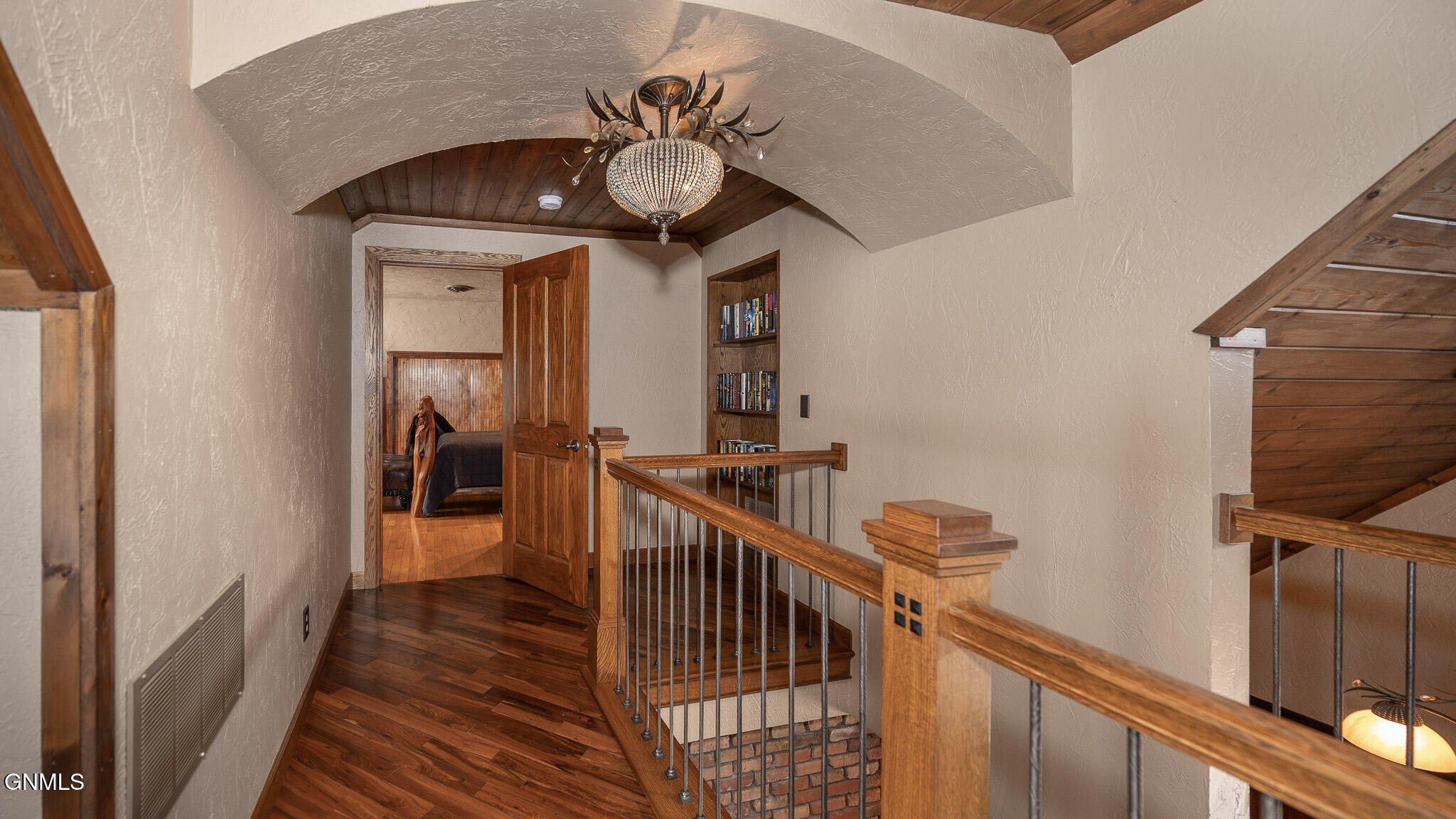 property viewer photo 38