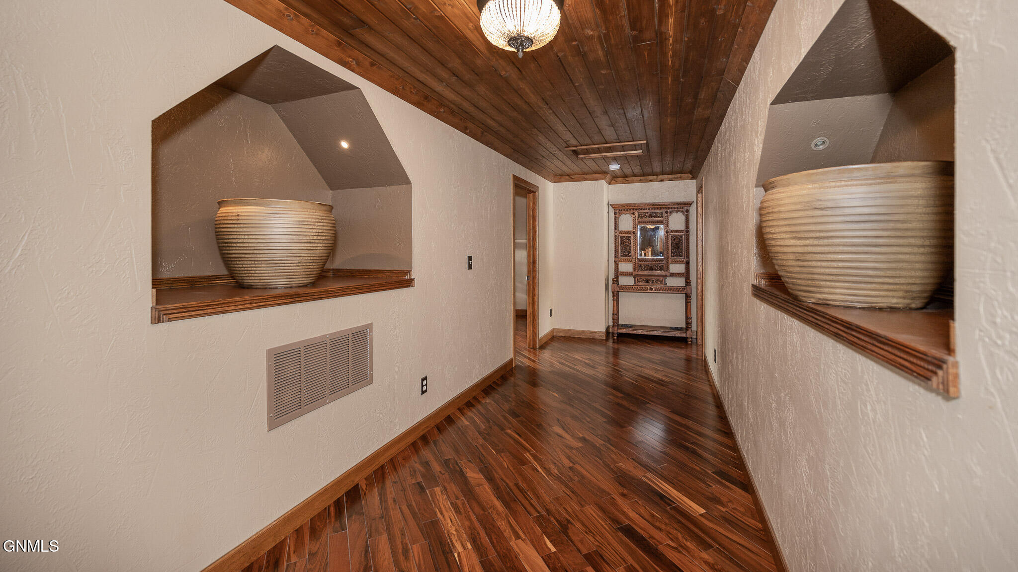 property viewer photo 41