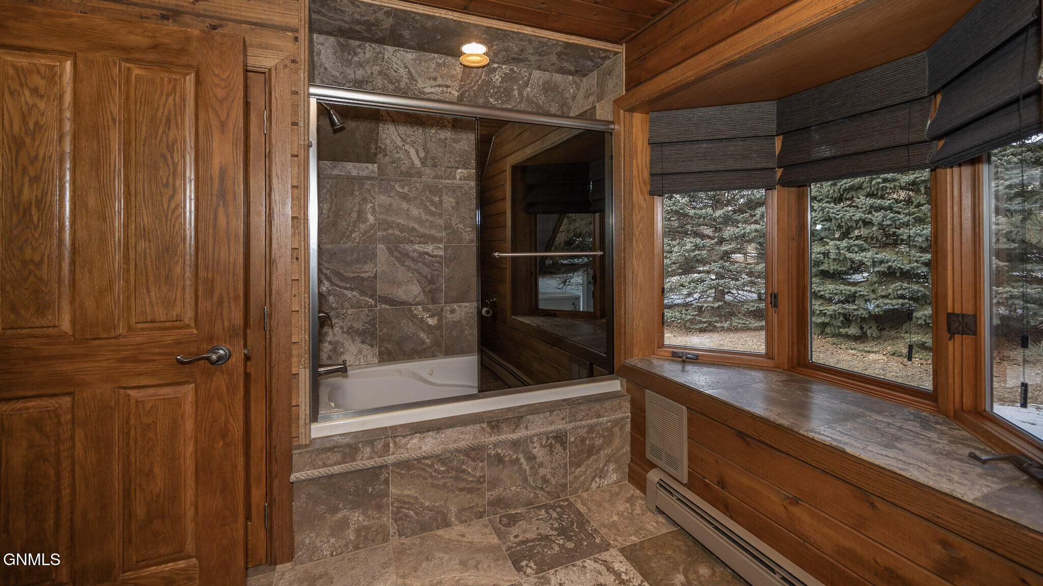 property viewer photo 46
