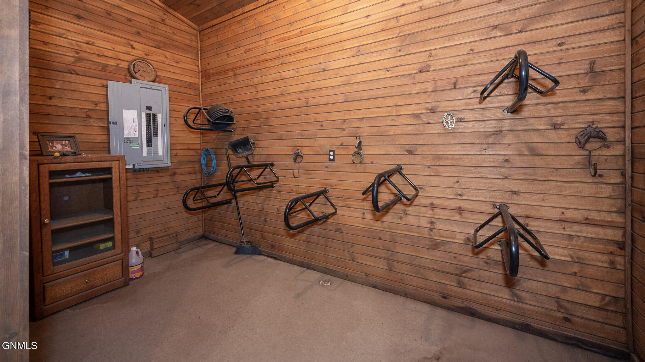 property viewer photo 54