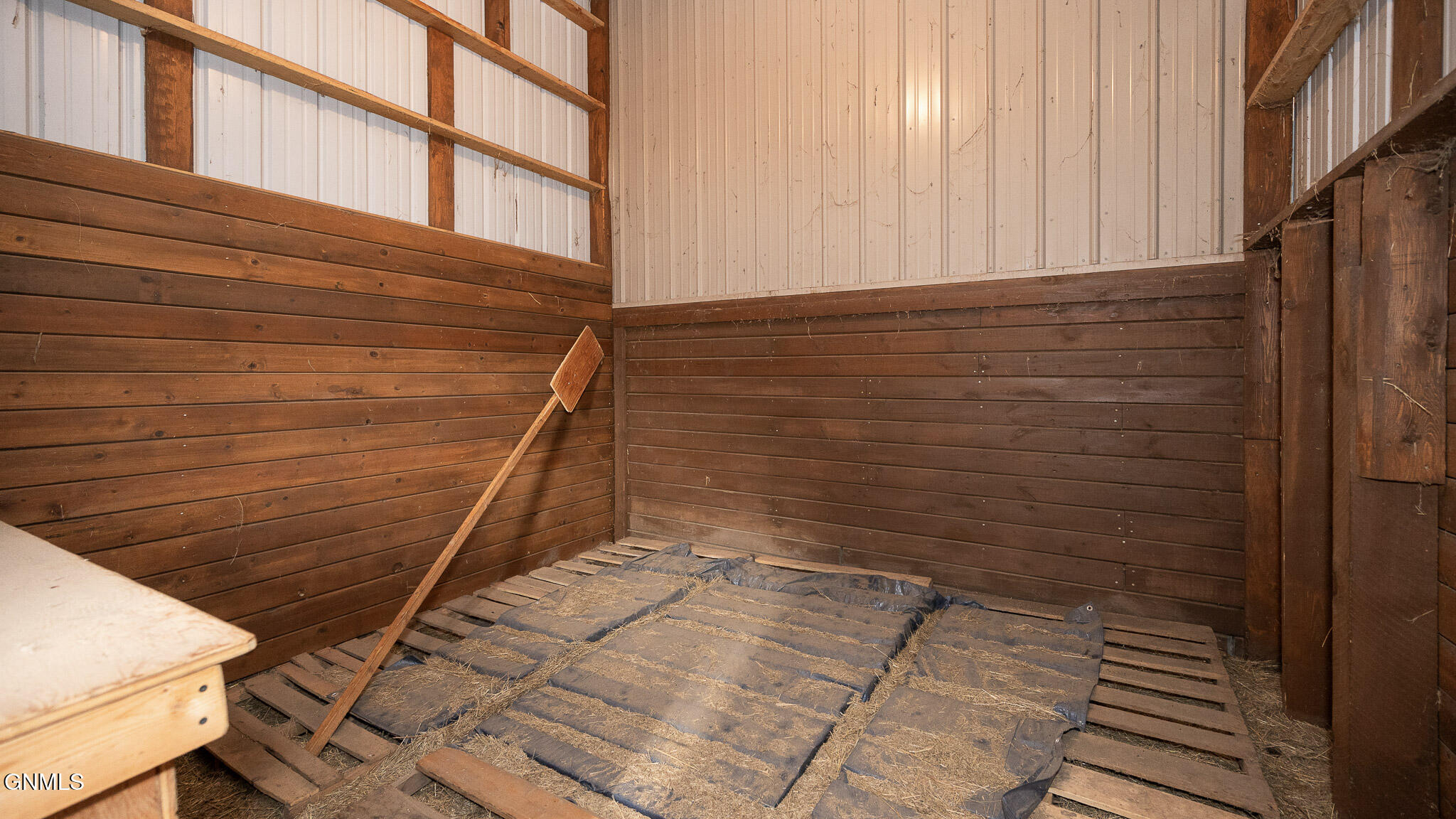 property viewer photo 63