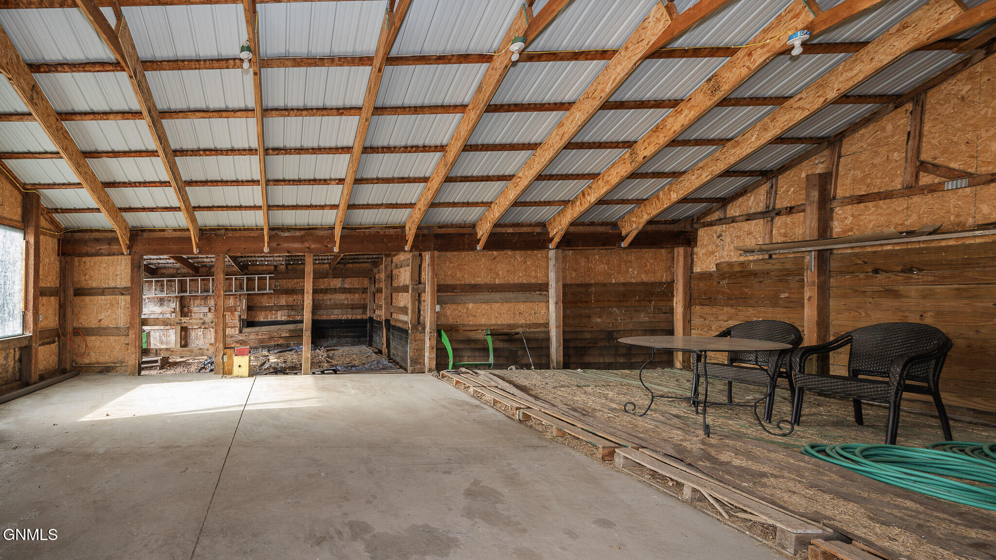 property viewer photo 67