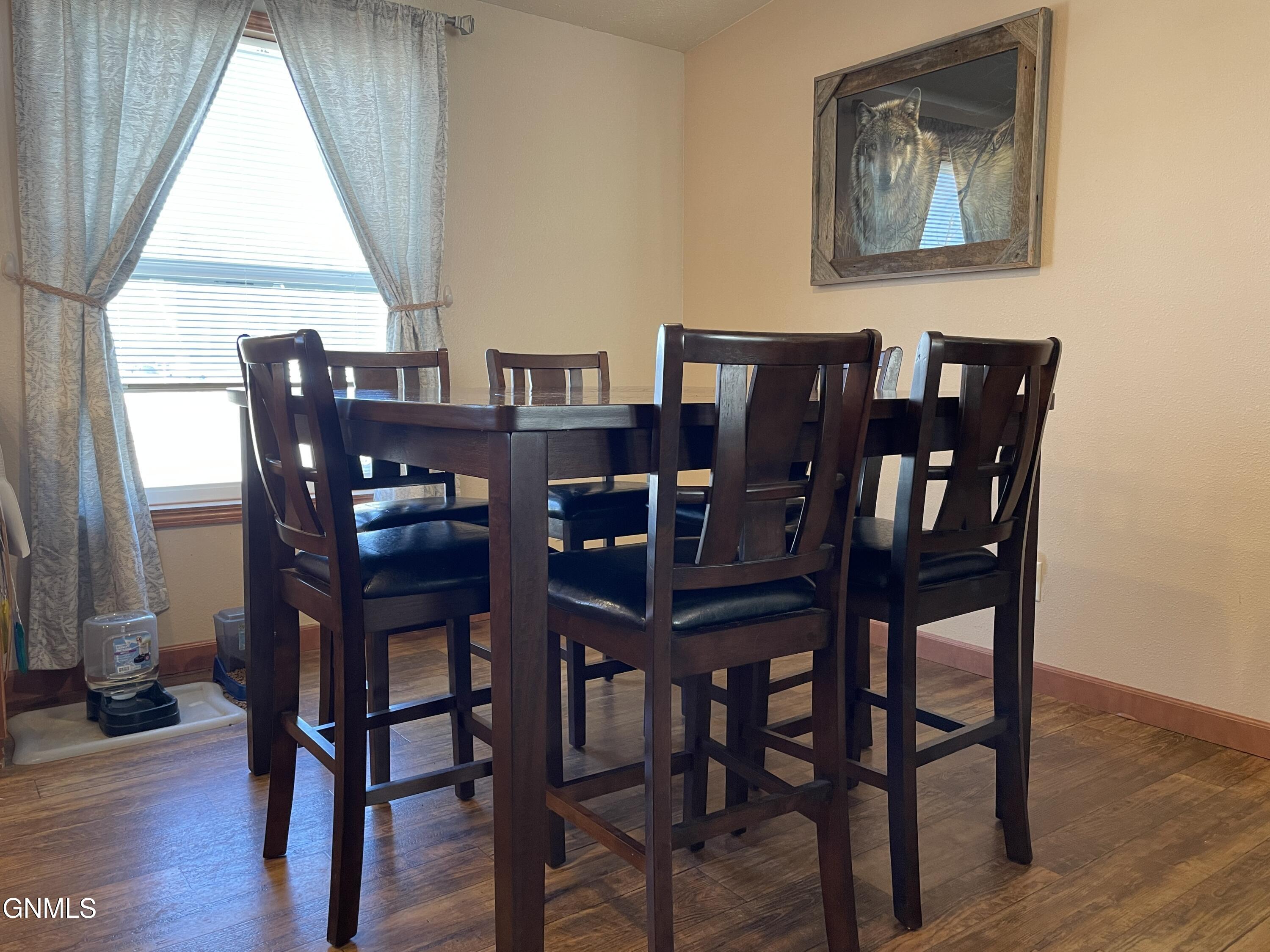 property viewer photo 15