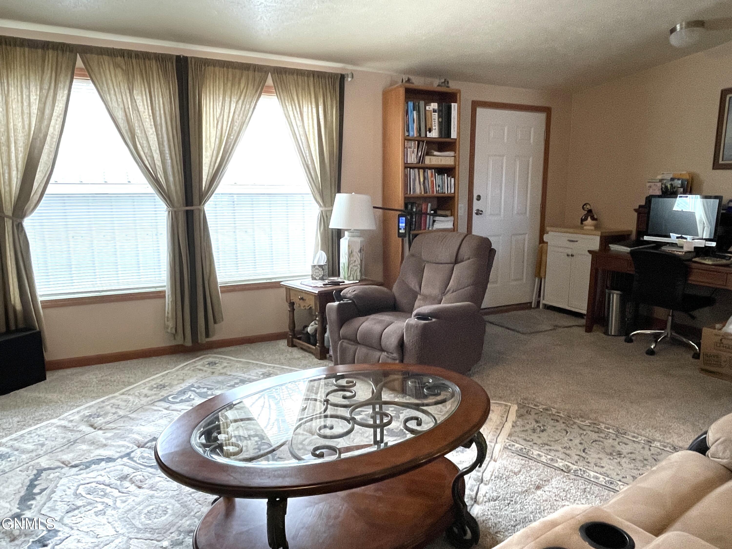 property viewer photo 18